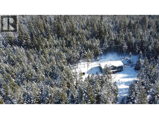 6508 HORSE LAKE ROAD, Lone Butte 5