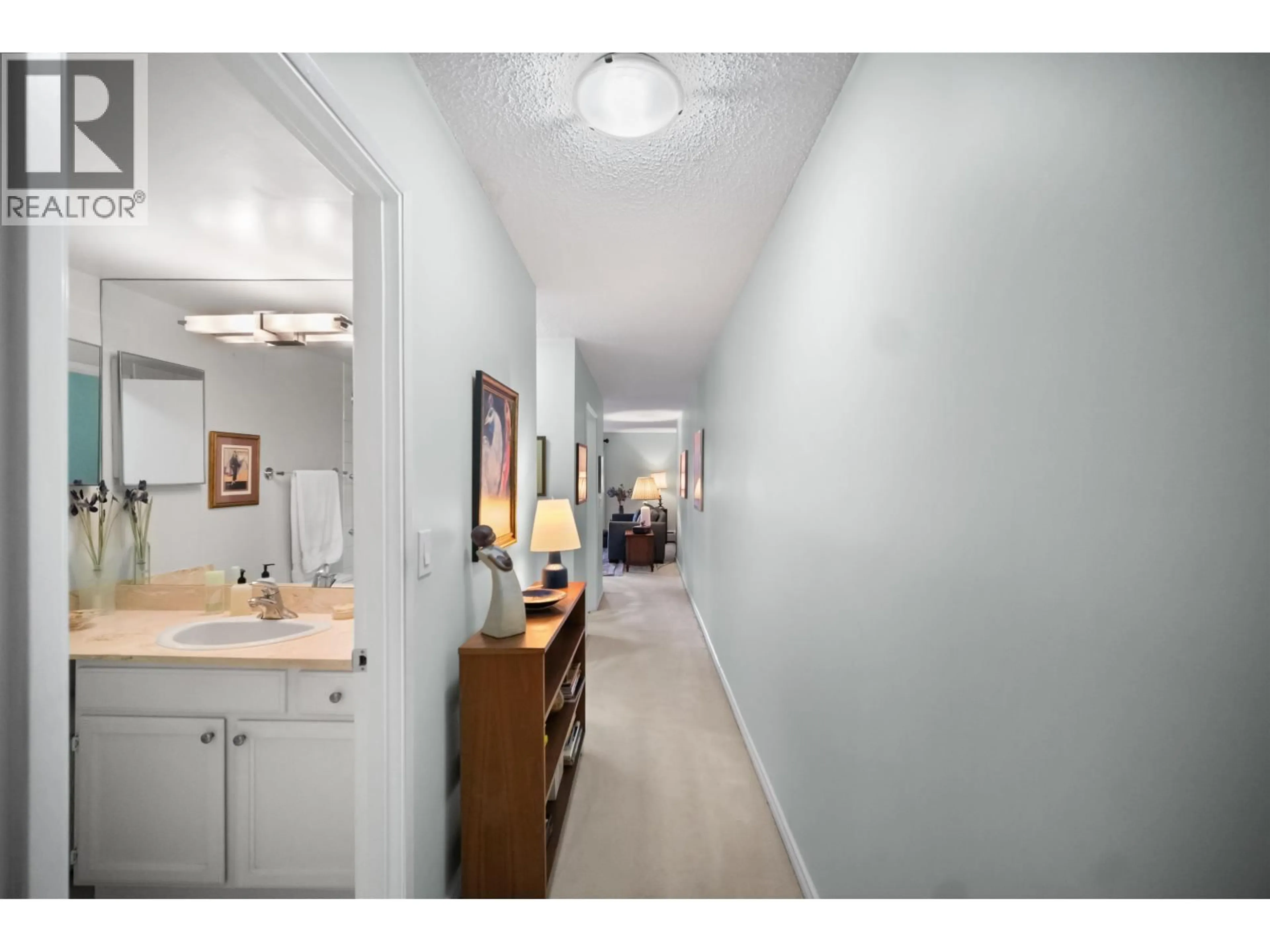 A pic of a room for 202 - 1066 13TH AVENUE, Vancouver British Columbia V6H1N2