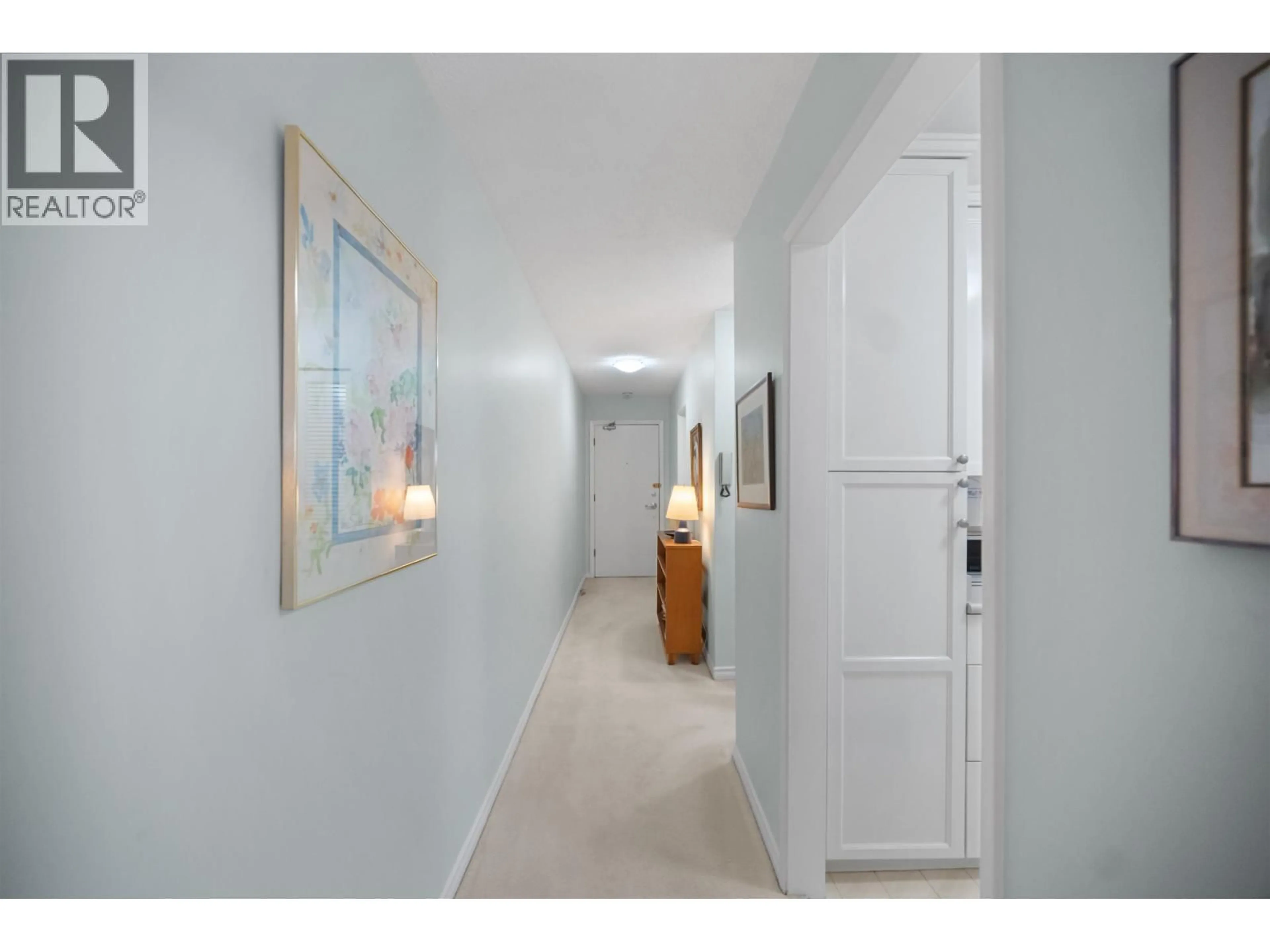 Indoor entryway for 202 - 1066 13TH AVENUE, Vancouver British Columbia V6H1N2