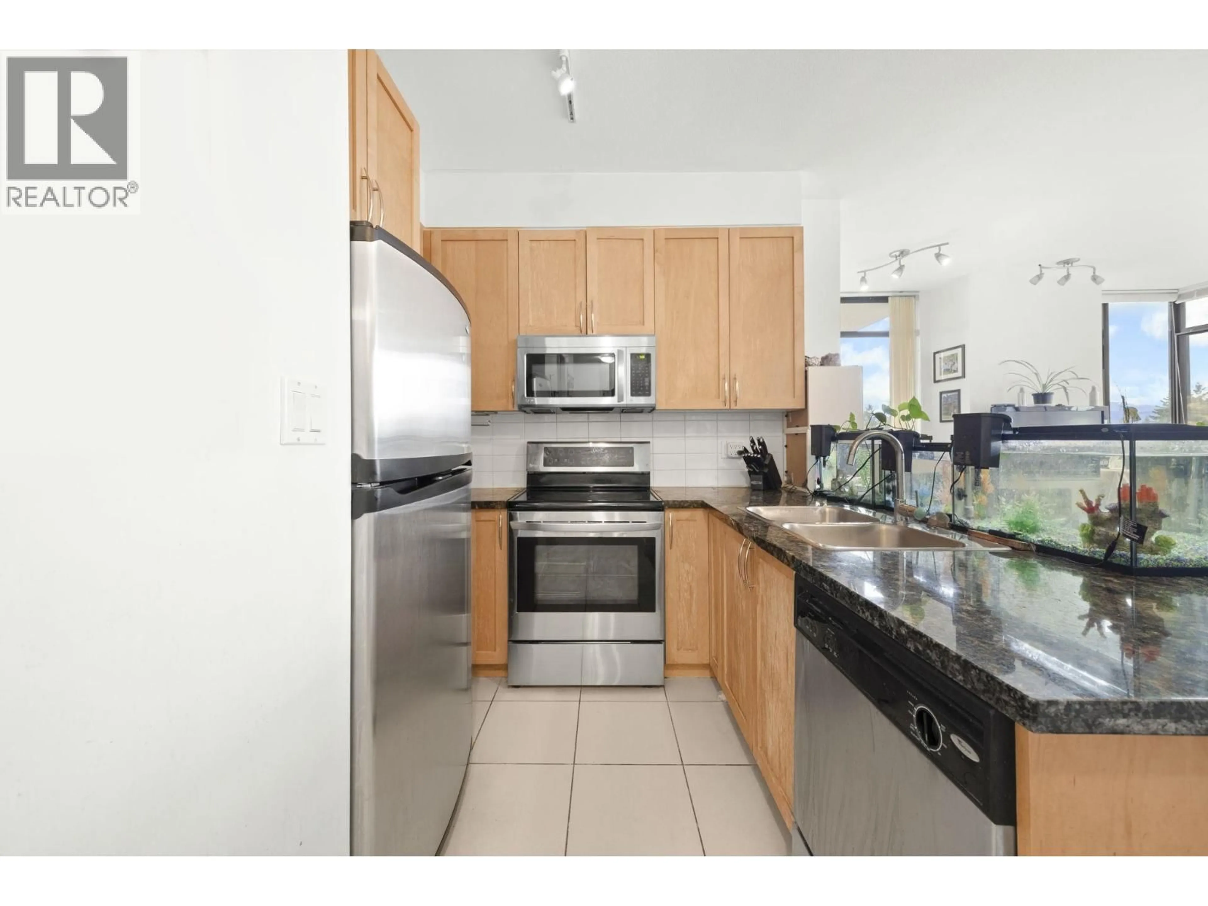 Standard kitchen, unknown for 1205 - 6823 STATION HILL DRIVE, Burnaby British Columbia V3N0A9