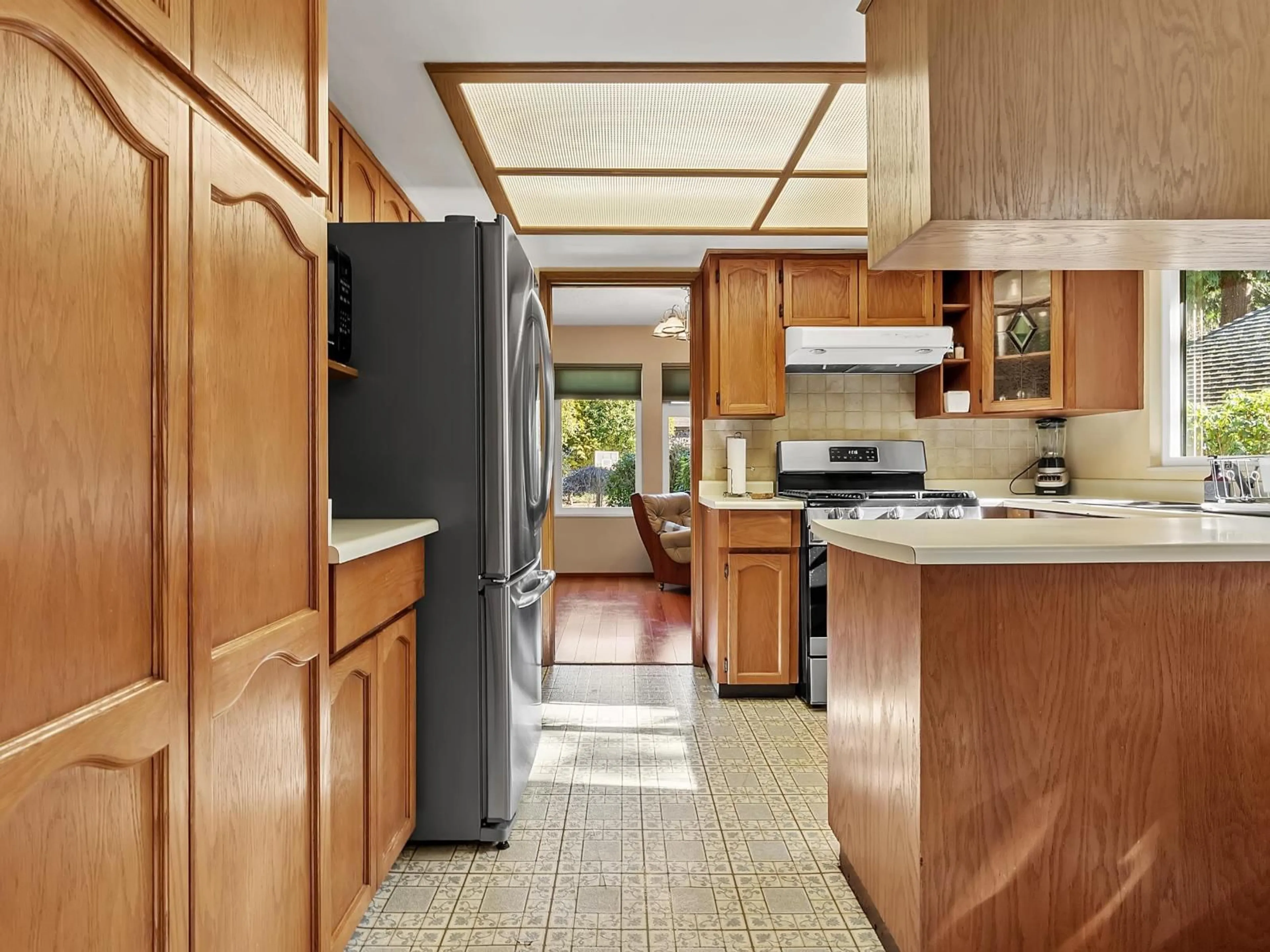 Unknown for 1833 133A STREET, Surrey British Columbia V4A7M4