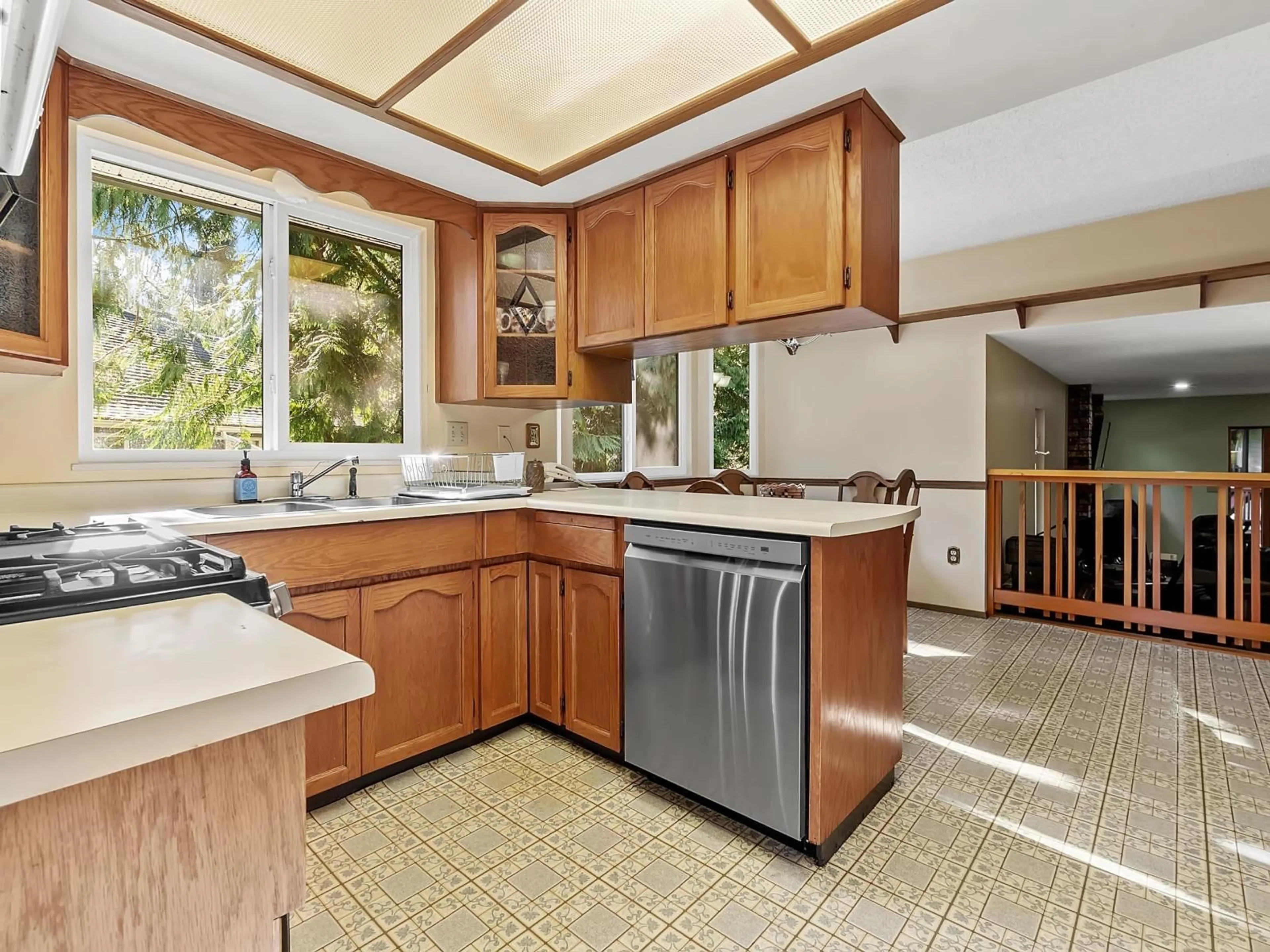 Unknown for 1833 133A STREET, Surrey British Columbia V4A7M4