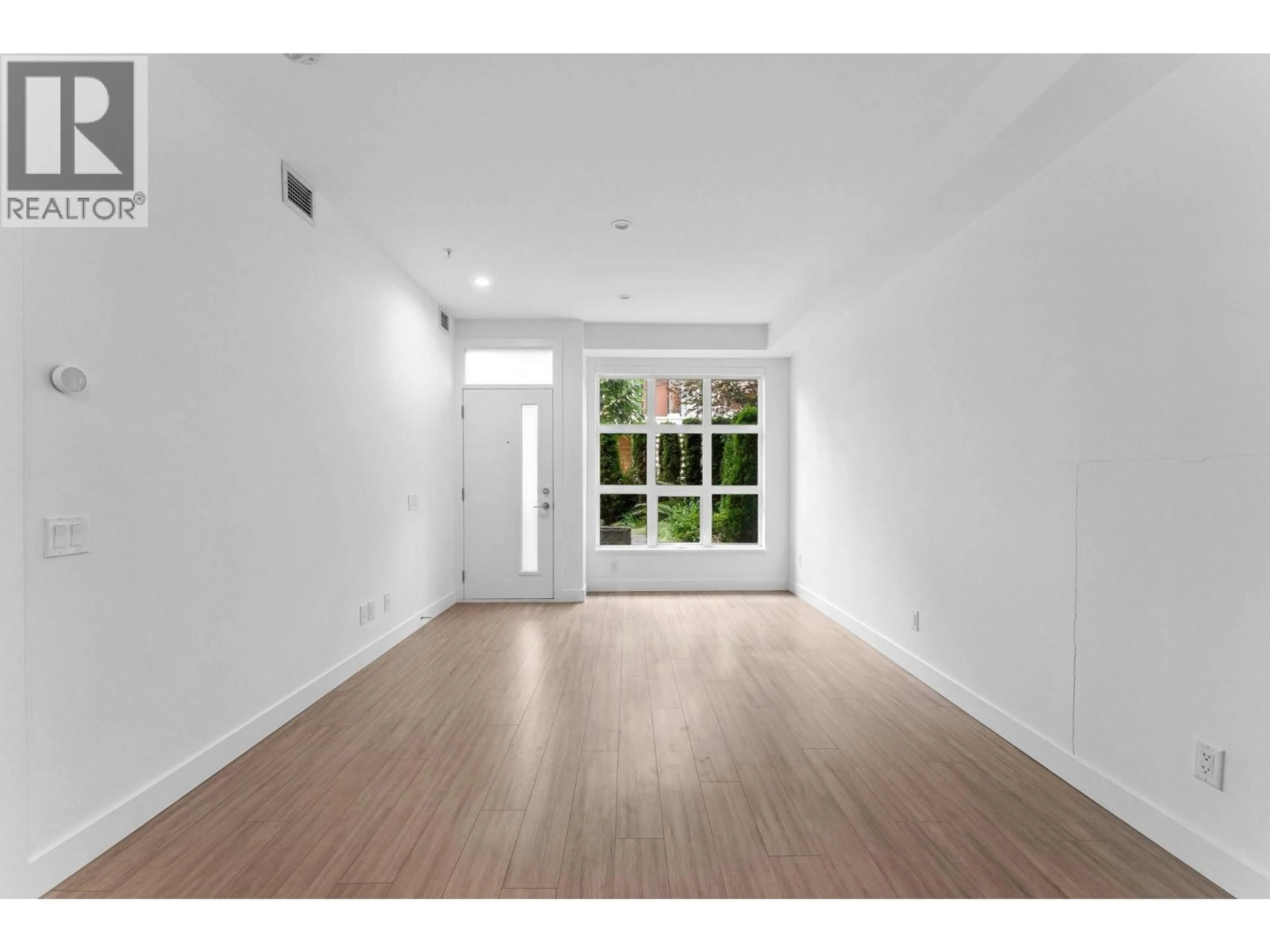 Unknown for 119 - 2060 CURLING ROAD, North Vancouver British Columbia V7P0E1