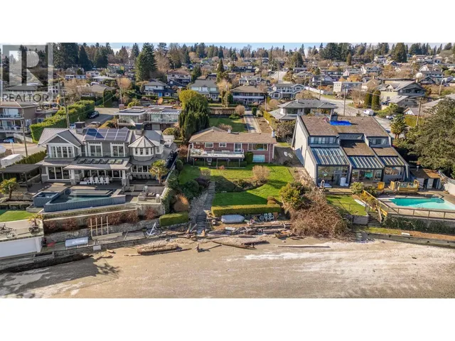450 BEACHVIEW DRIVE, North Vancouver 4