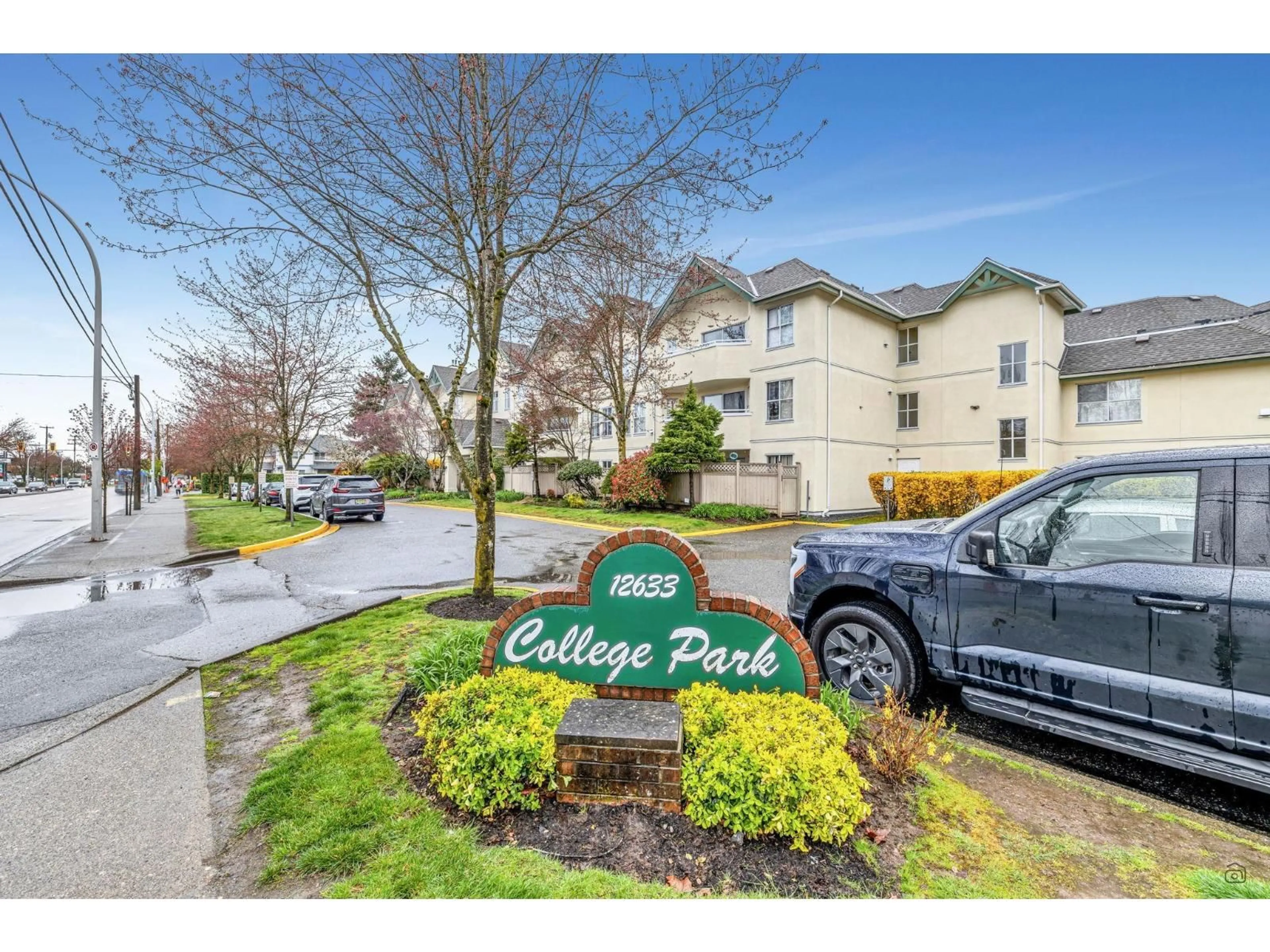 A pic from outside/outdoor area/front of a property/back of a property/a pic from drone, street for 112 - 12633 72 AVENUE, Surrey British Columbia V3W0A4