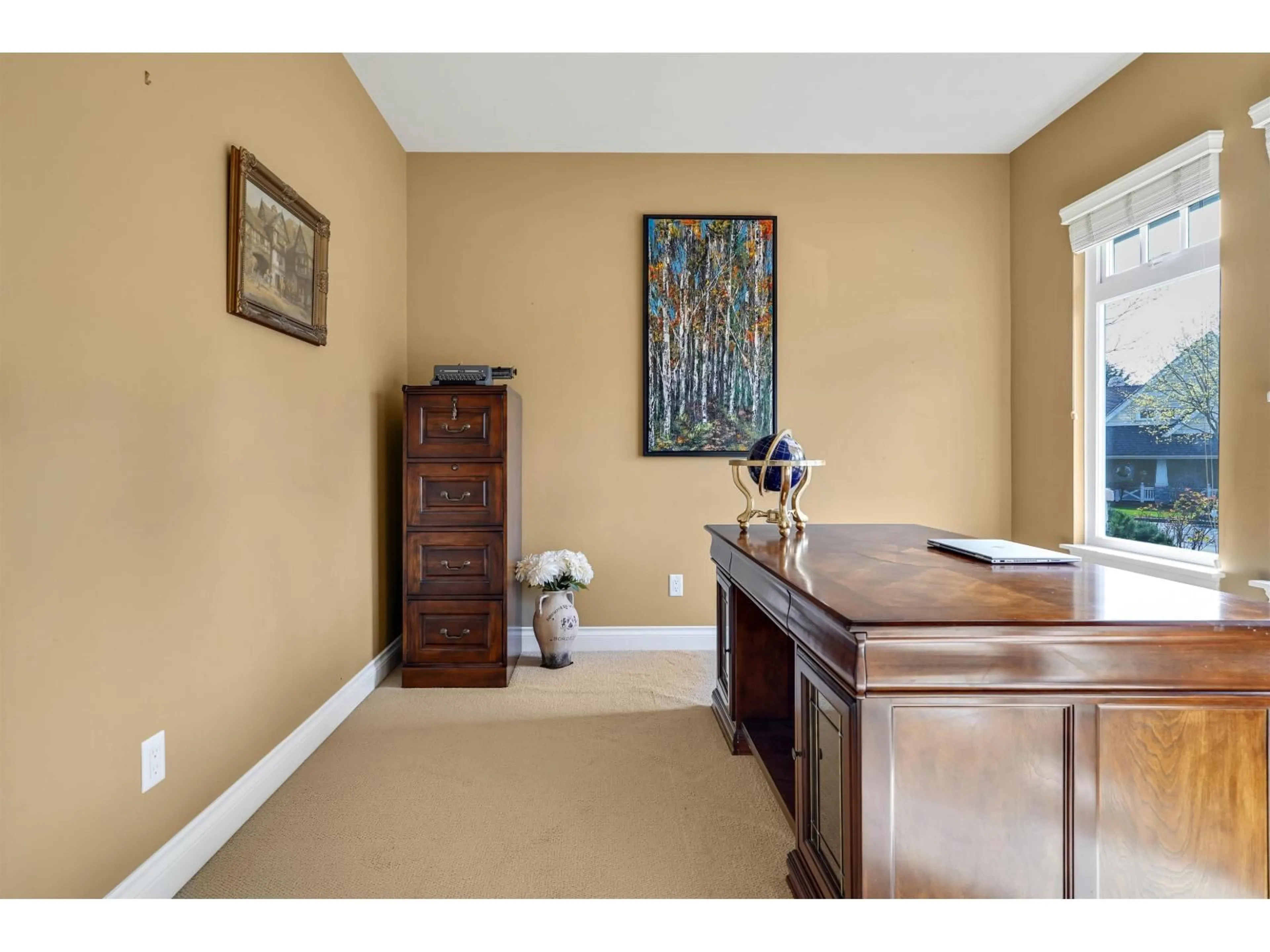 Unknown for 2052 128A STREET, Surrey British Columbia V4A0A4