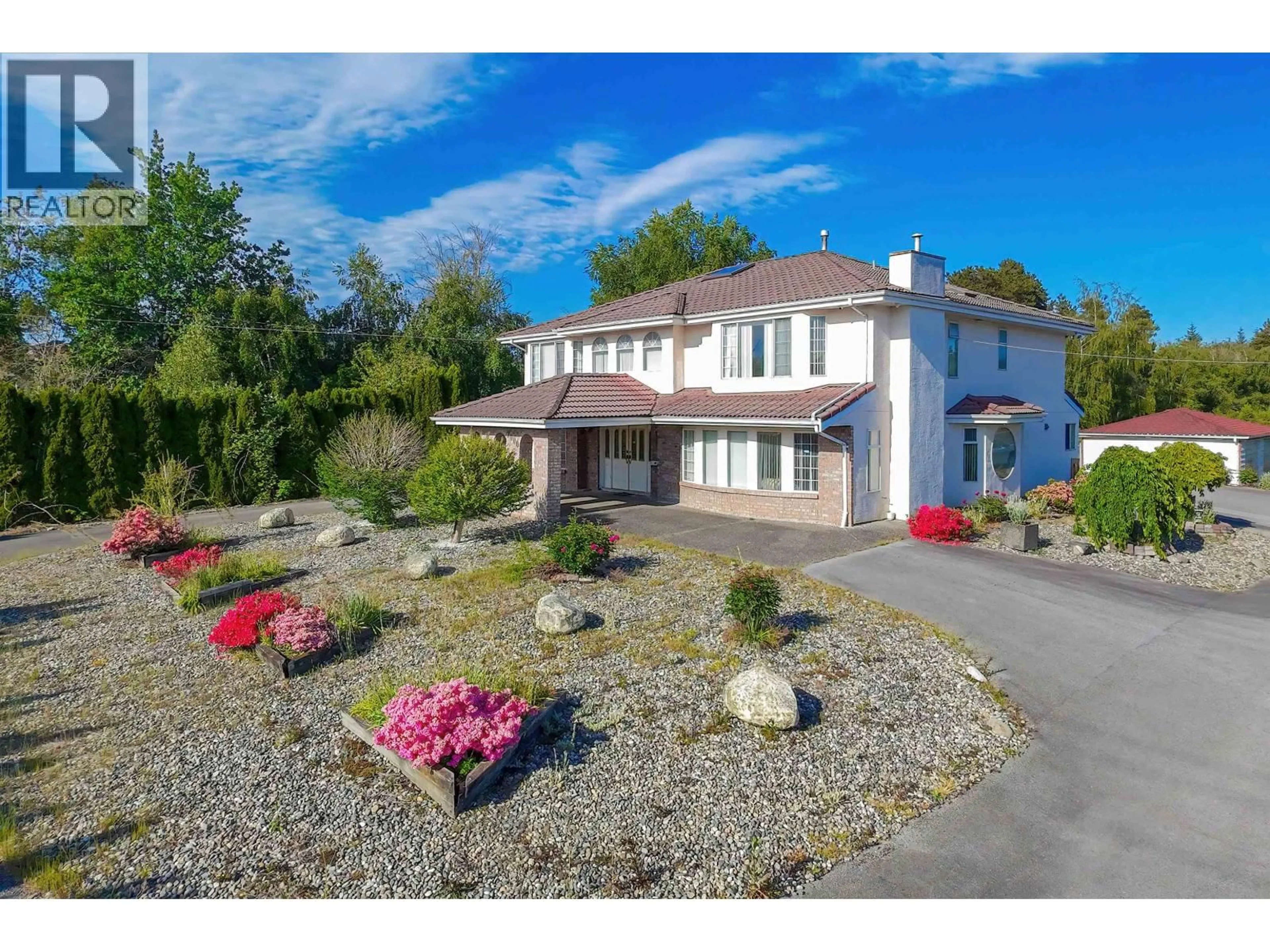 A pic from outside/outdoor area/front of a property/back of a property/a pic from drone, street for 7000 NO. 5 ROAD, Richmond British Columbia V6Y2V2