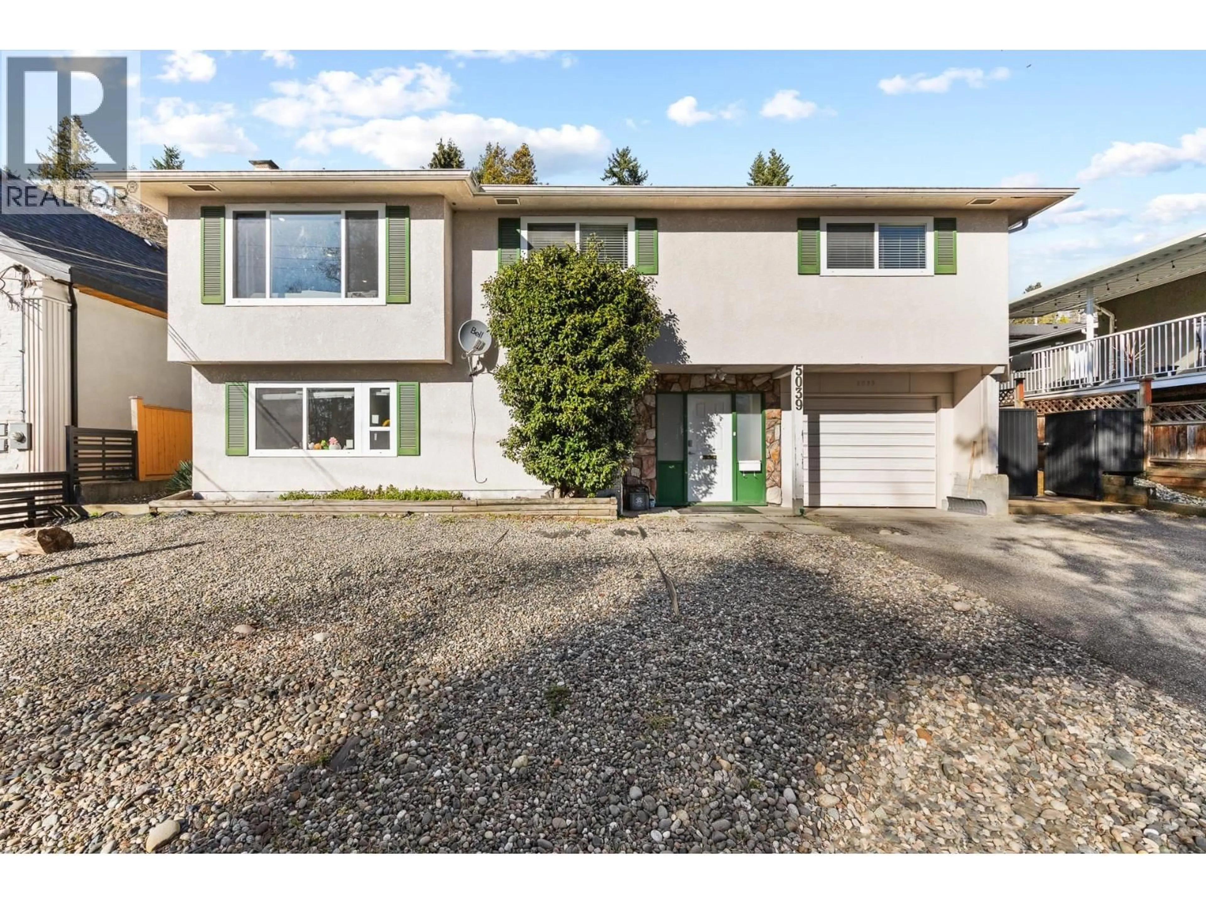 Unknown for 5039 MARINE DRIVE, Burnaby British Columbia V5J3G5