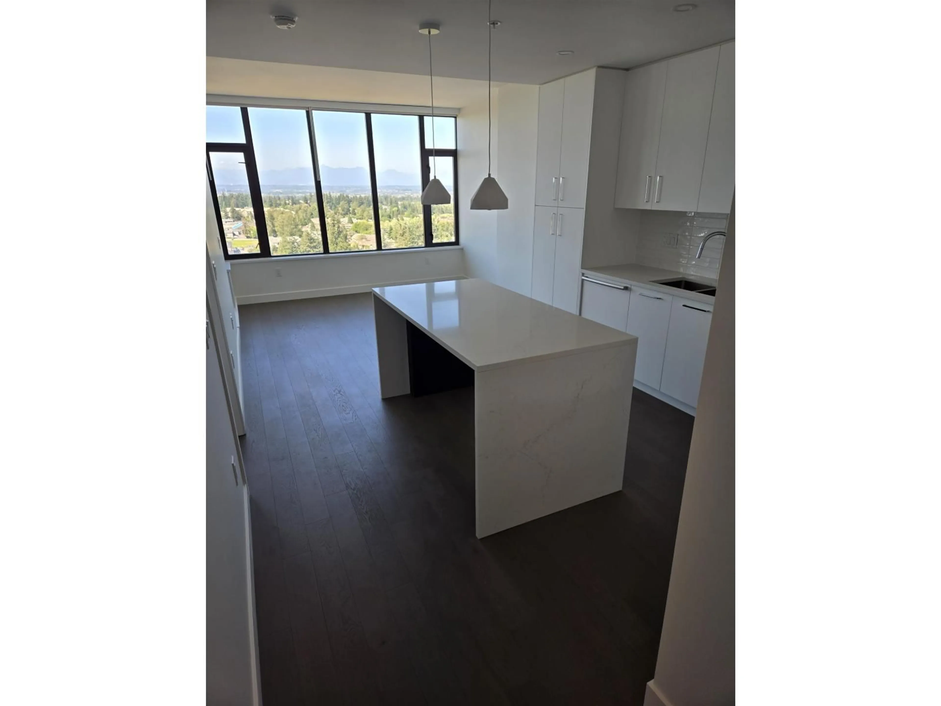 Open concept kitchen, unknown for 2001 - 1588 JOHNSTON ROAD, White Rock British Columbia V4B3Z7