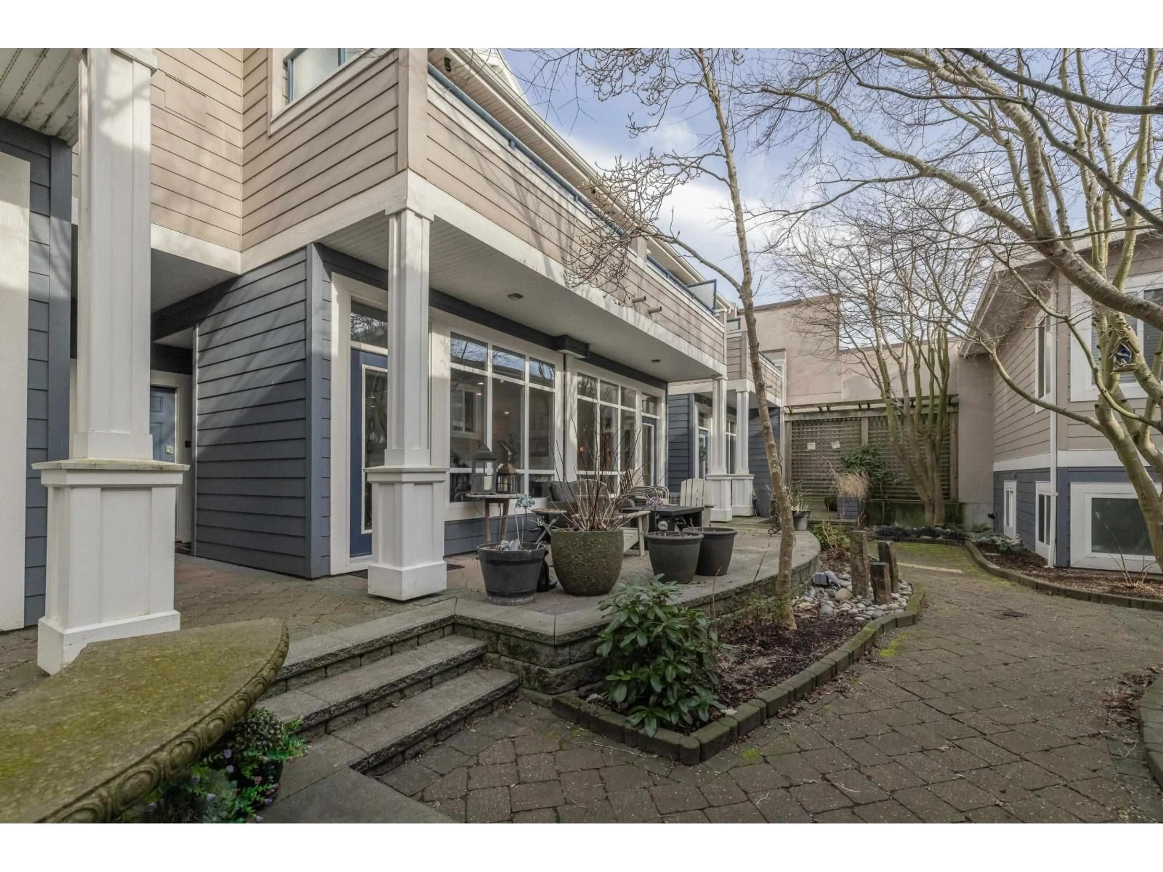 Patio, street for 7 - 15161 PROSPECT AVENUE, White Rock British Columbia V4B4B8
