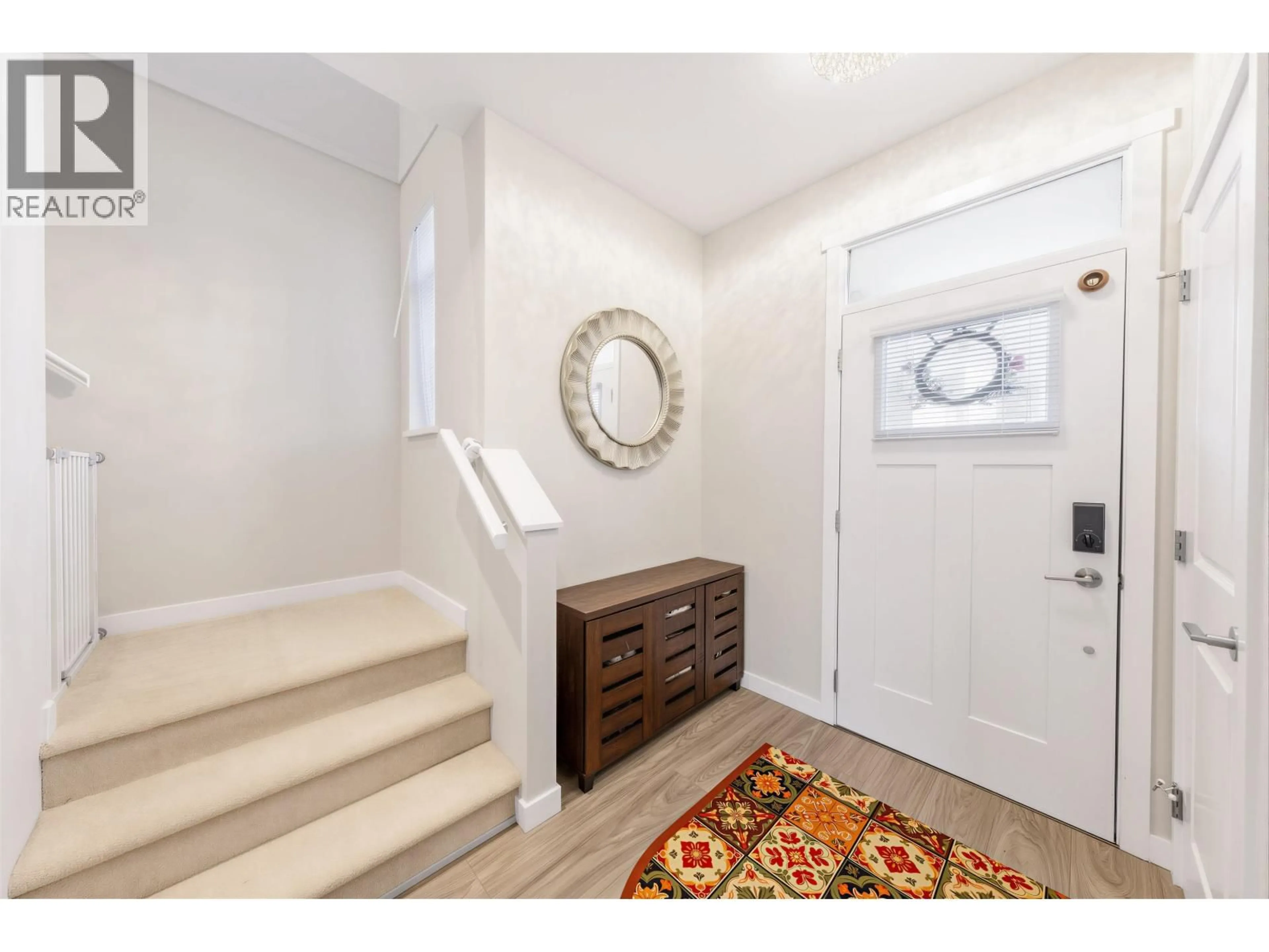 Indoor entryway for 117 - 1350 MITCHELL STREET, Coquitlam British Columbia V3E0S7