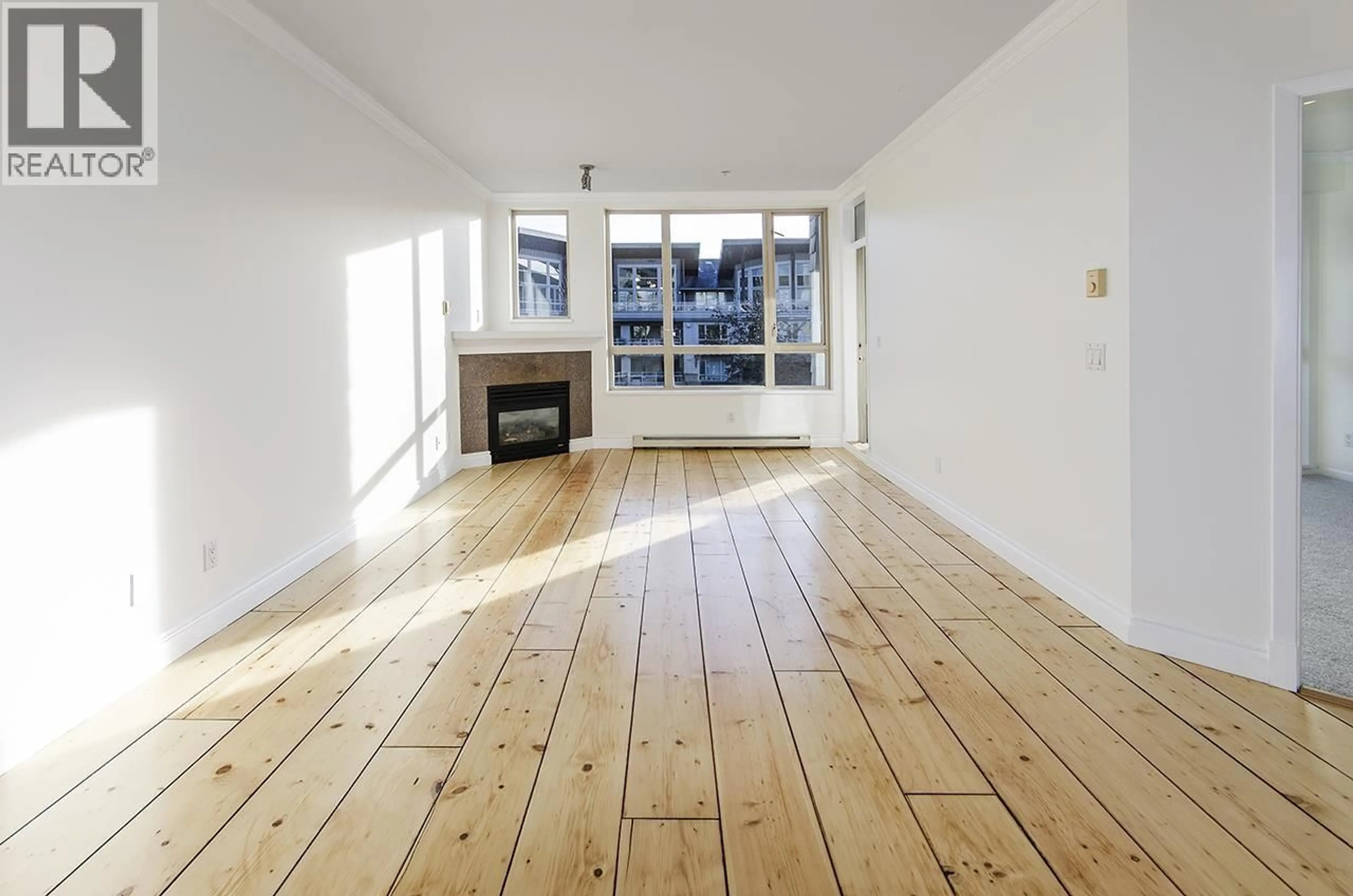 A pic of a room for 580 RAVEN WOODS DRIVE, North Vancouver British Columbia V7G2T2