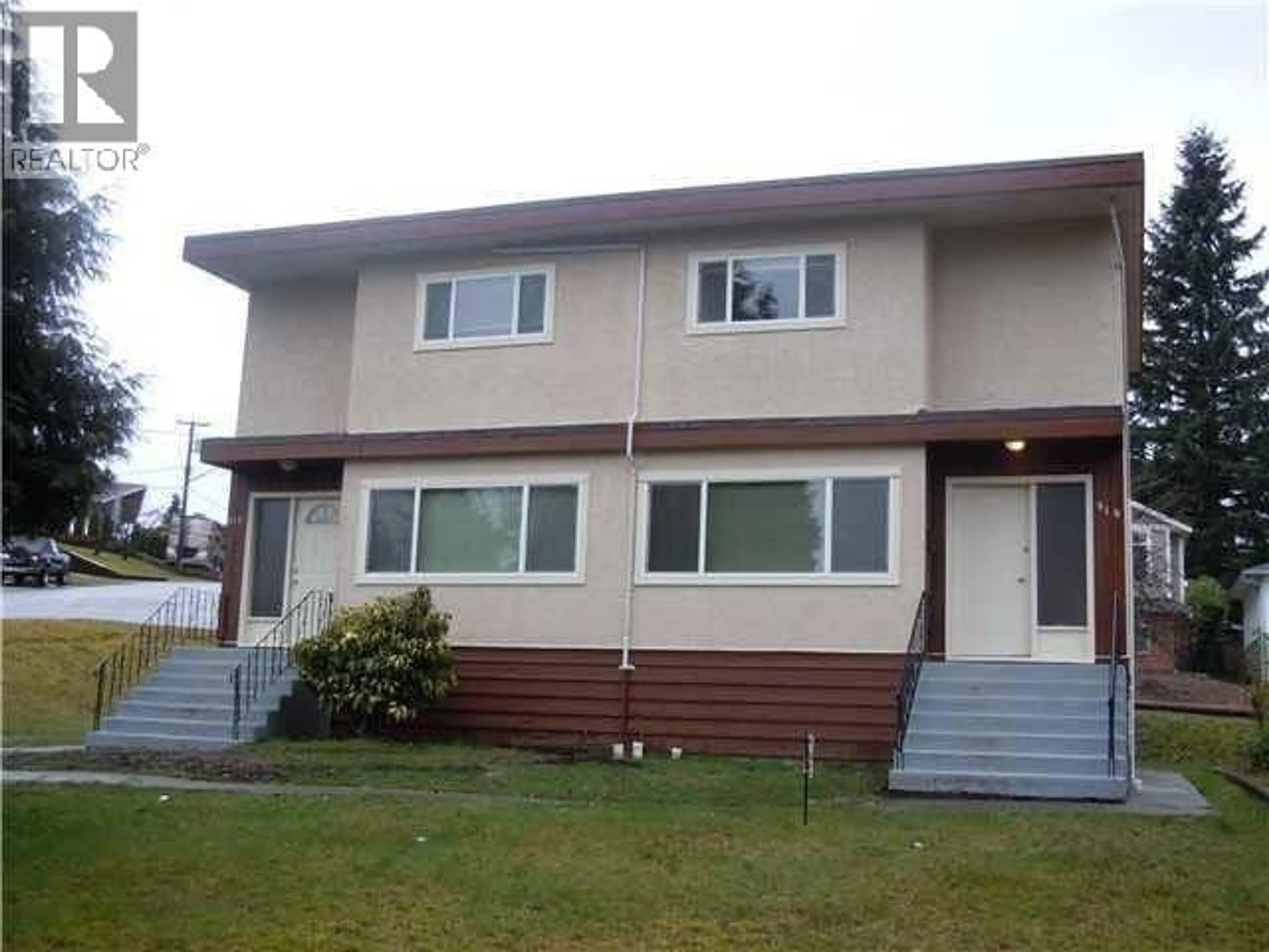 Home with vinyl exterior material, unknown for 917 CLARKE ROAD, Port Moody British Columbia V3H1M1