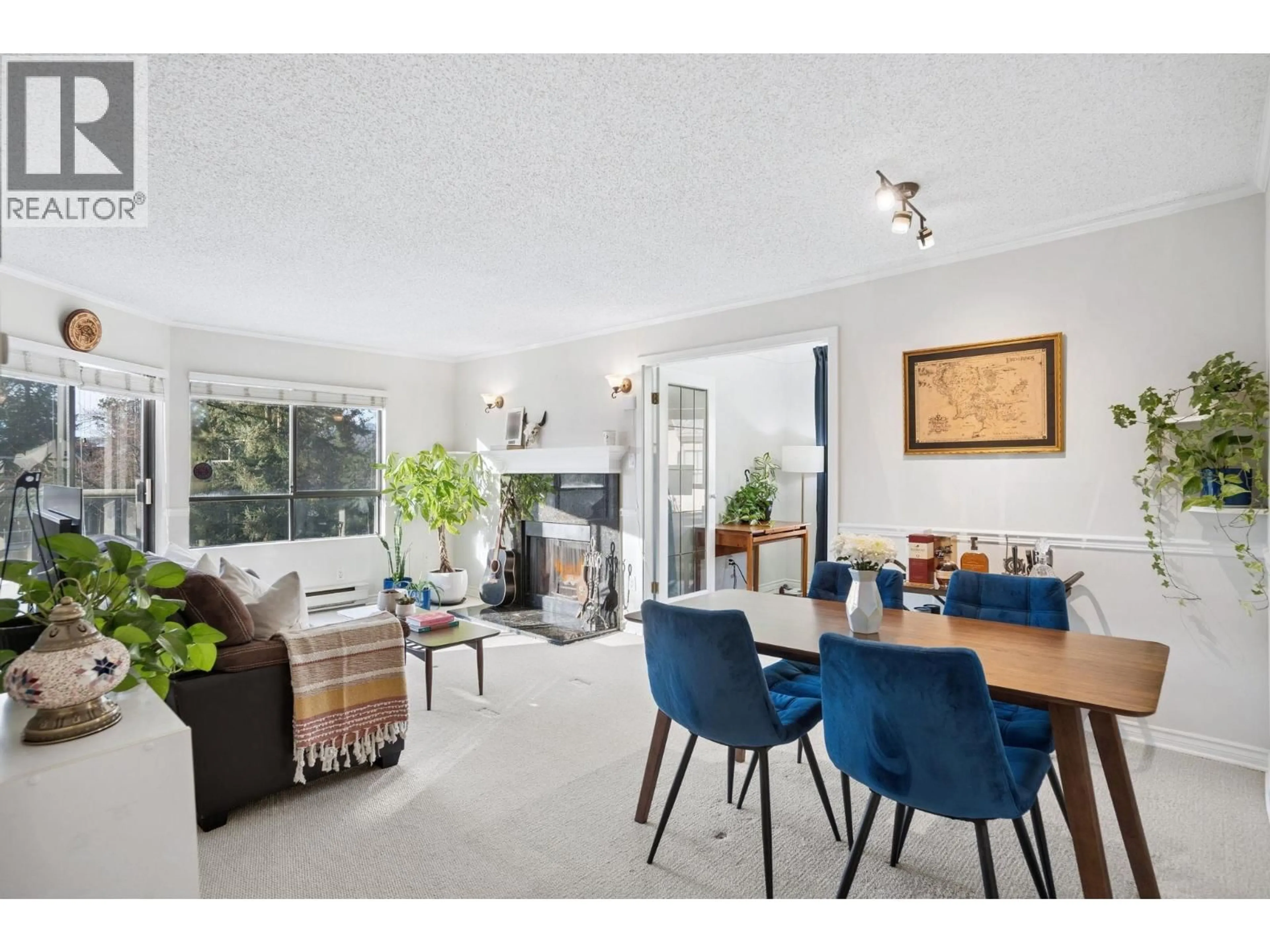 Unknown for 302 - 1750 AUGUSTA AVENUE, Burnaby British Columbia V5A2V6