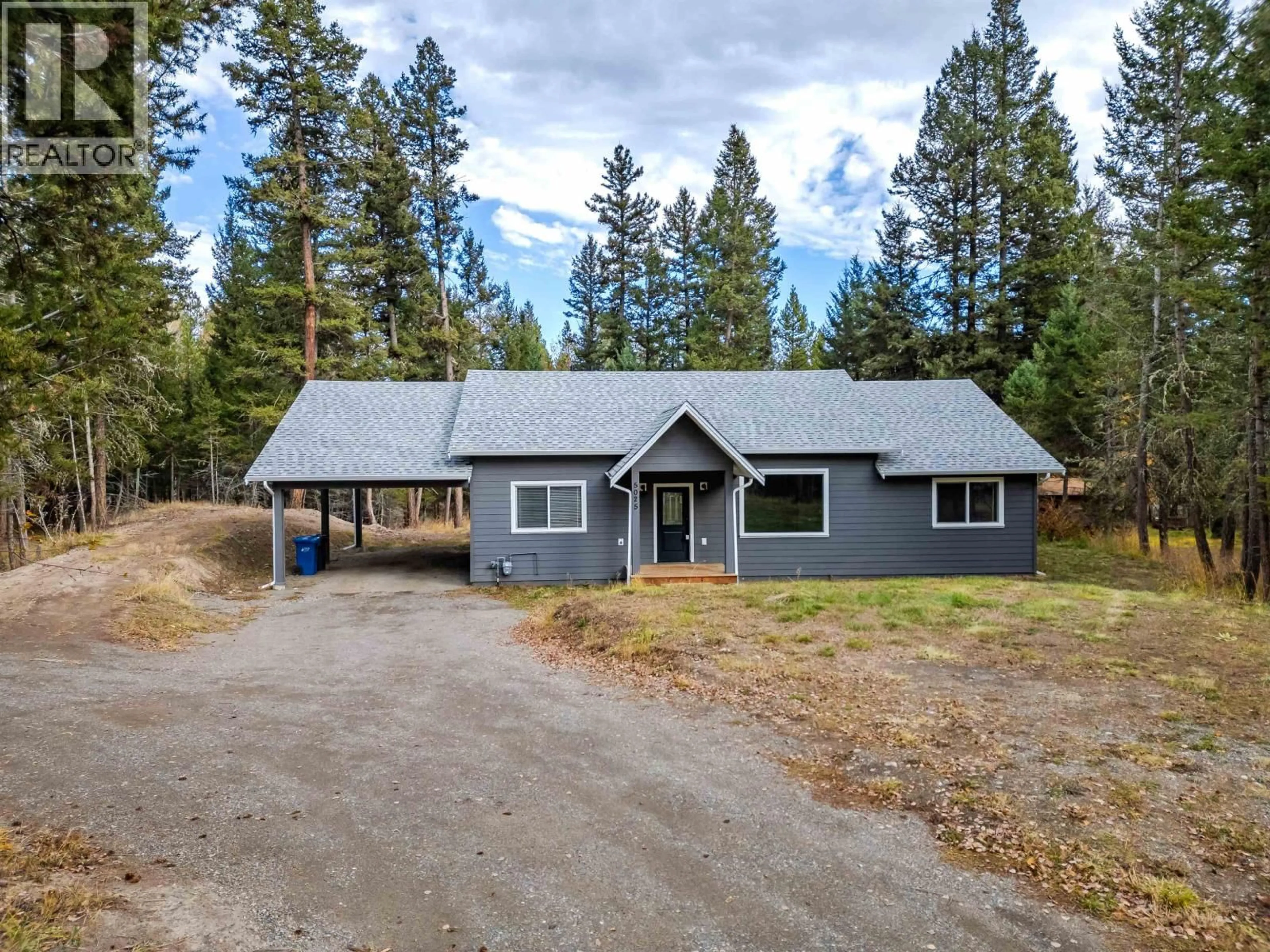 A pic from outside/outdoor area/front of a property/back of a property/a pic from drone, unknown for 5025 KYLLO ROAD, 108 Mile Ranch British Columbia V0K2Z0