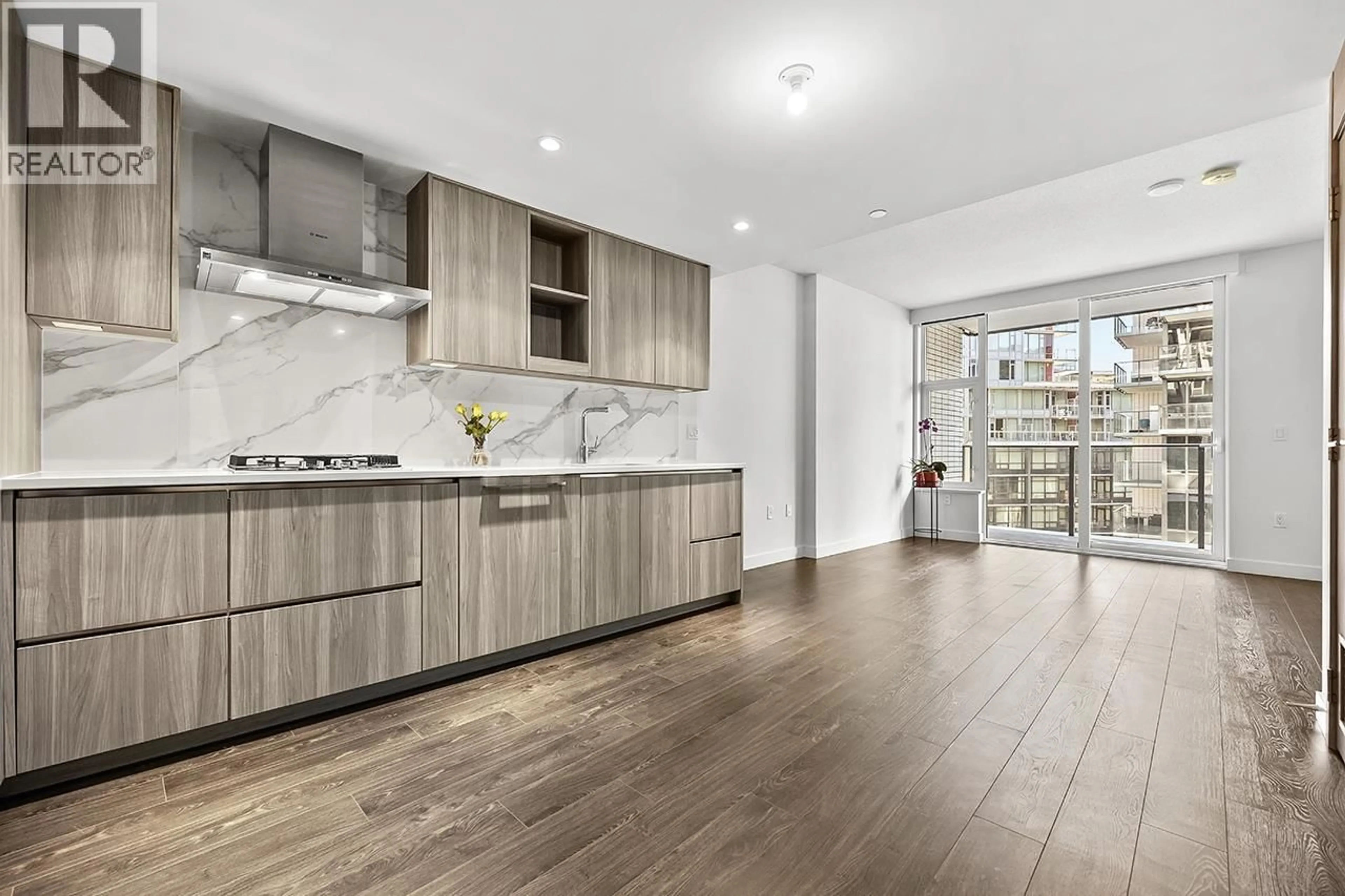 Open concept kitchen, unknown for 685 - 8671 HAZELBRIDGE WAY, Richmond British Columbia V6X0W9