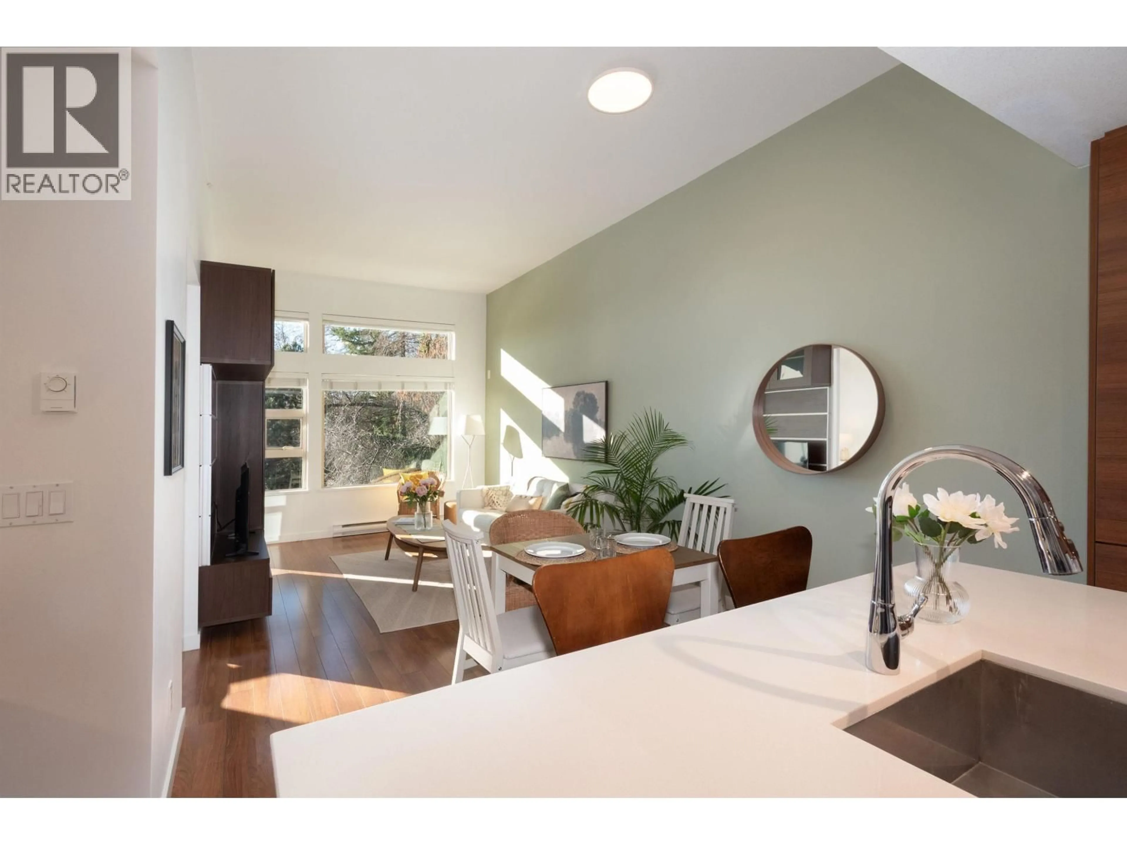 Unknown for 507 - 1677 LLOYD AVENUE, North Vancouver British Columbia V7P0B1