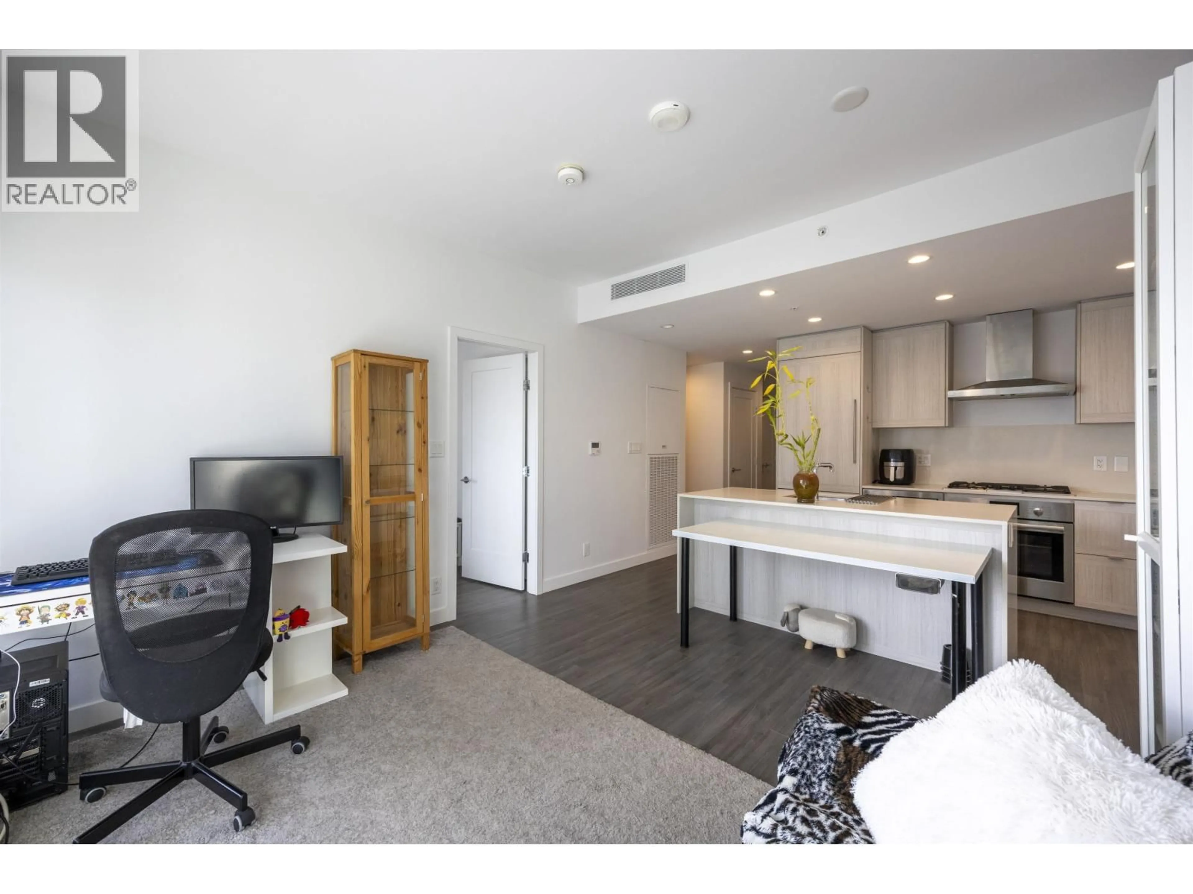 Unknown for 1505 - 2311 BETA AVENUE, Burnaby British Columbia V5C0M1