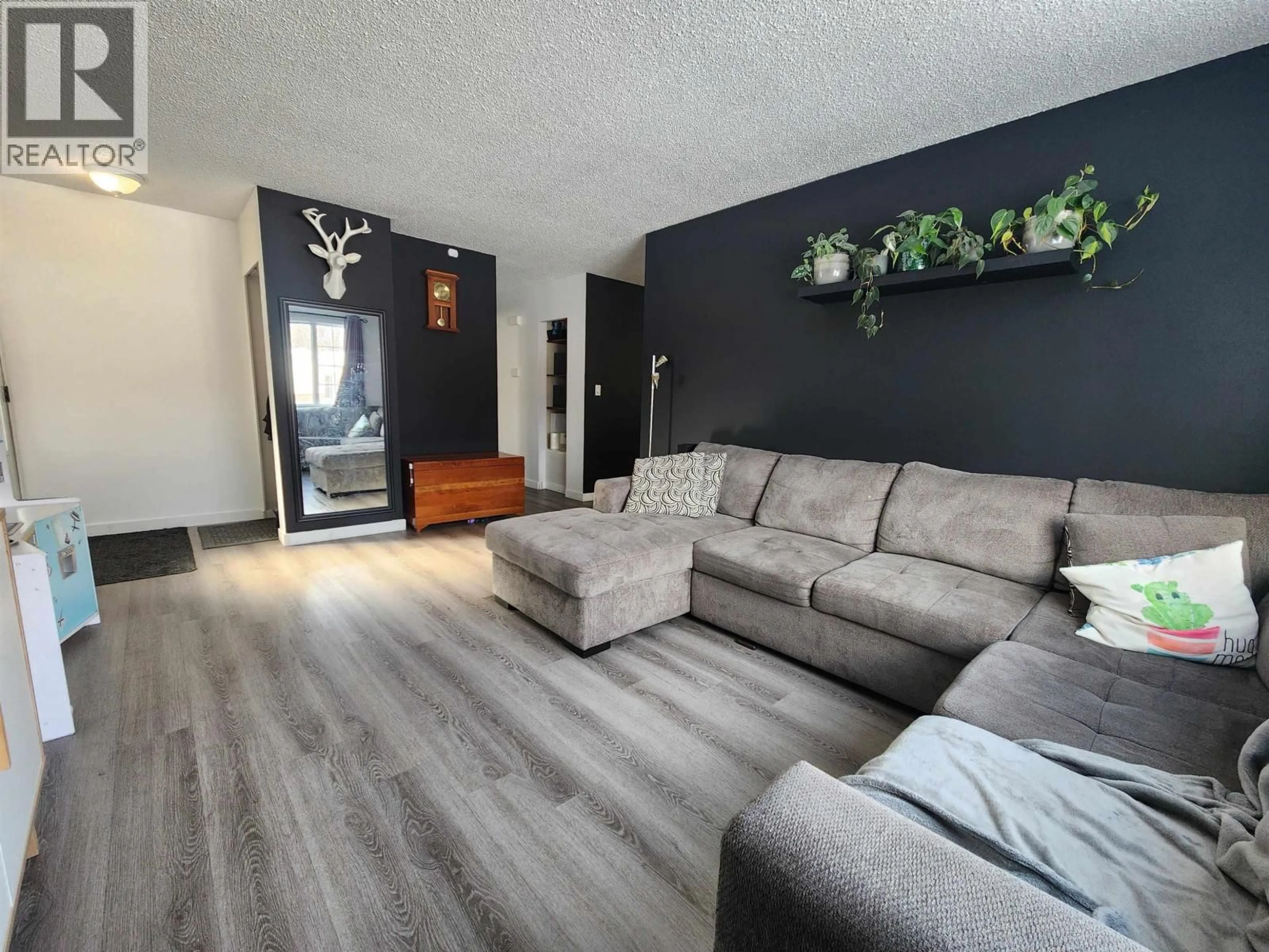 Living room with furniture, unknown for 2789 QUINCE STREET, Prince George British Columbia V2L2J1