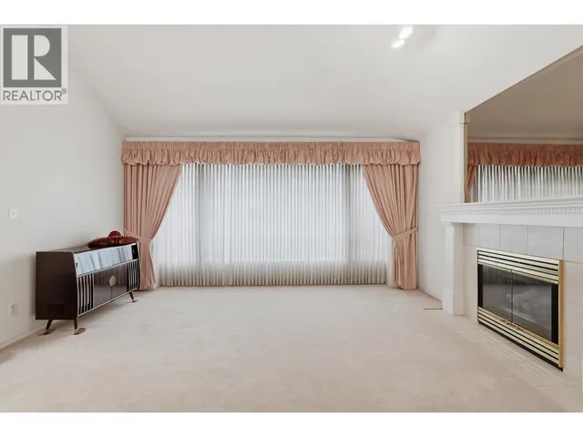 8 GREYSTONE PLACE, Port Moody 3