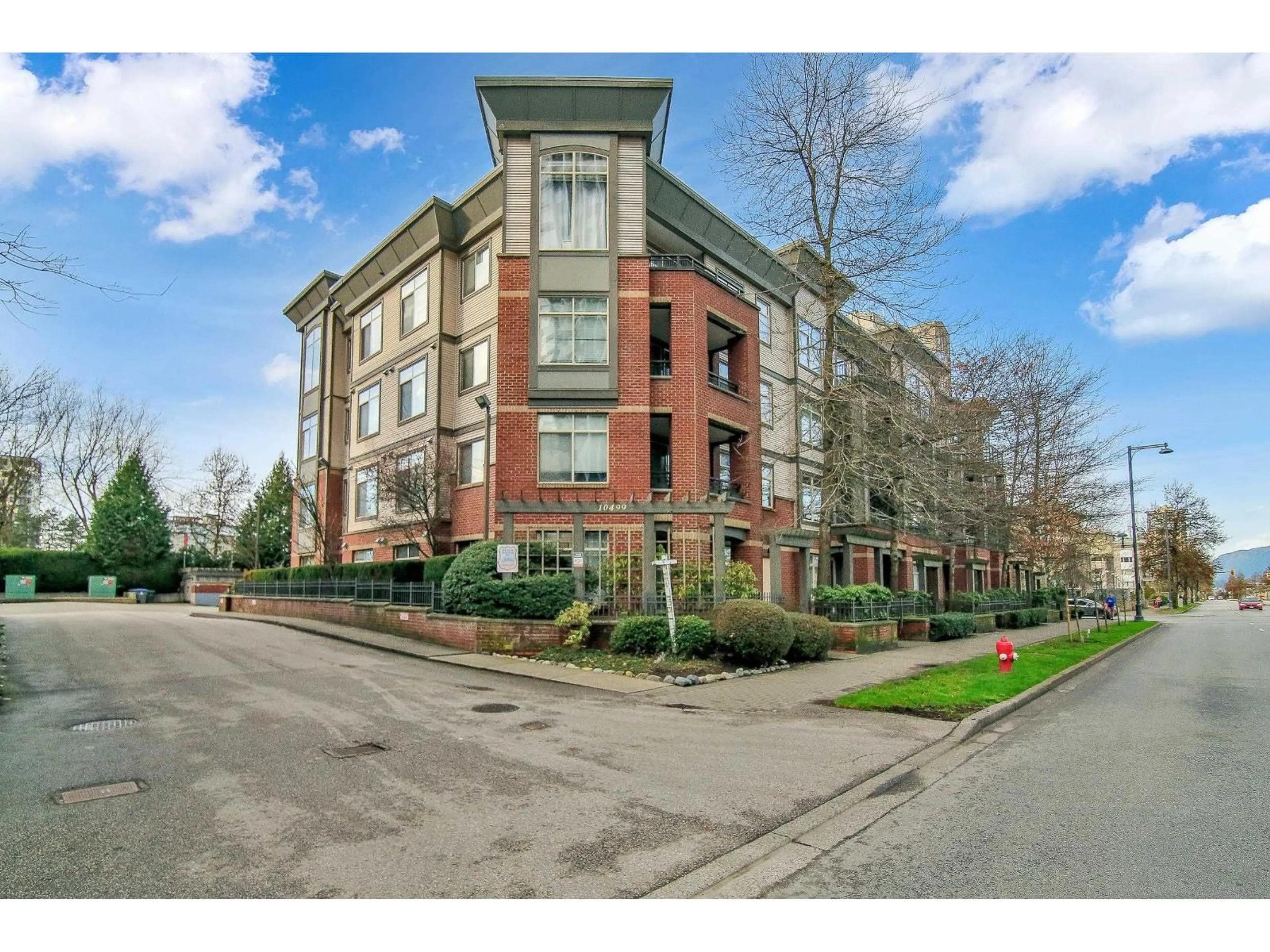 Unknown for 405 - 10499 UNIVERSITY DRIVE, Surrey British Columbia V3T0A4