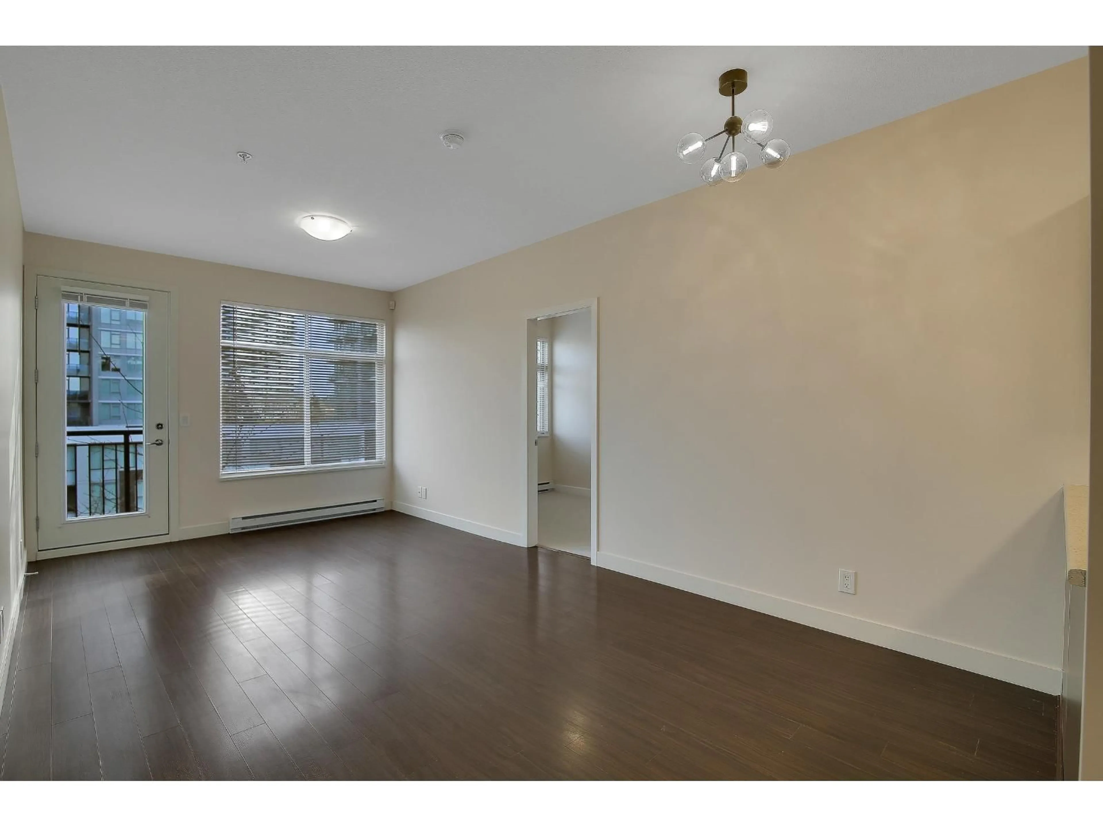 A pic of a room for 405 - 10499 UNIVERSITY DRIVE, Surrey British Columbia V3T0A4