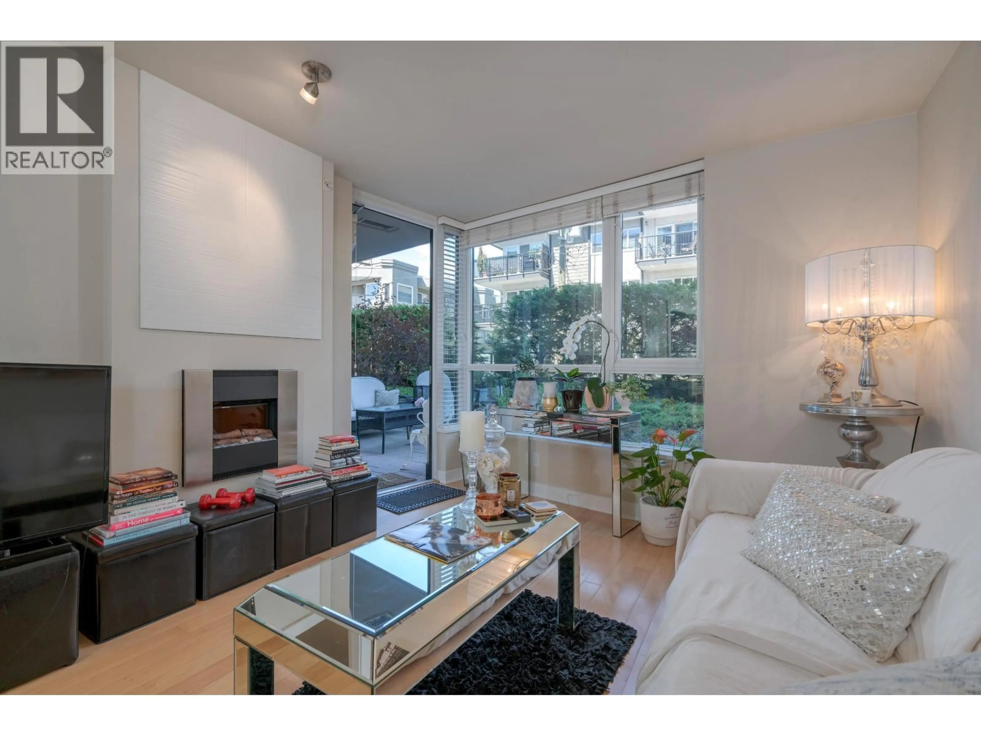 Living room with furniture, unknown for 302 - 160 3RD STREET, North Vancouver British Columbia V7M0A9