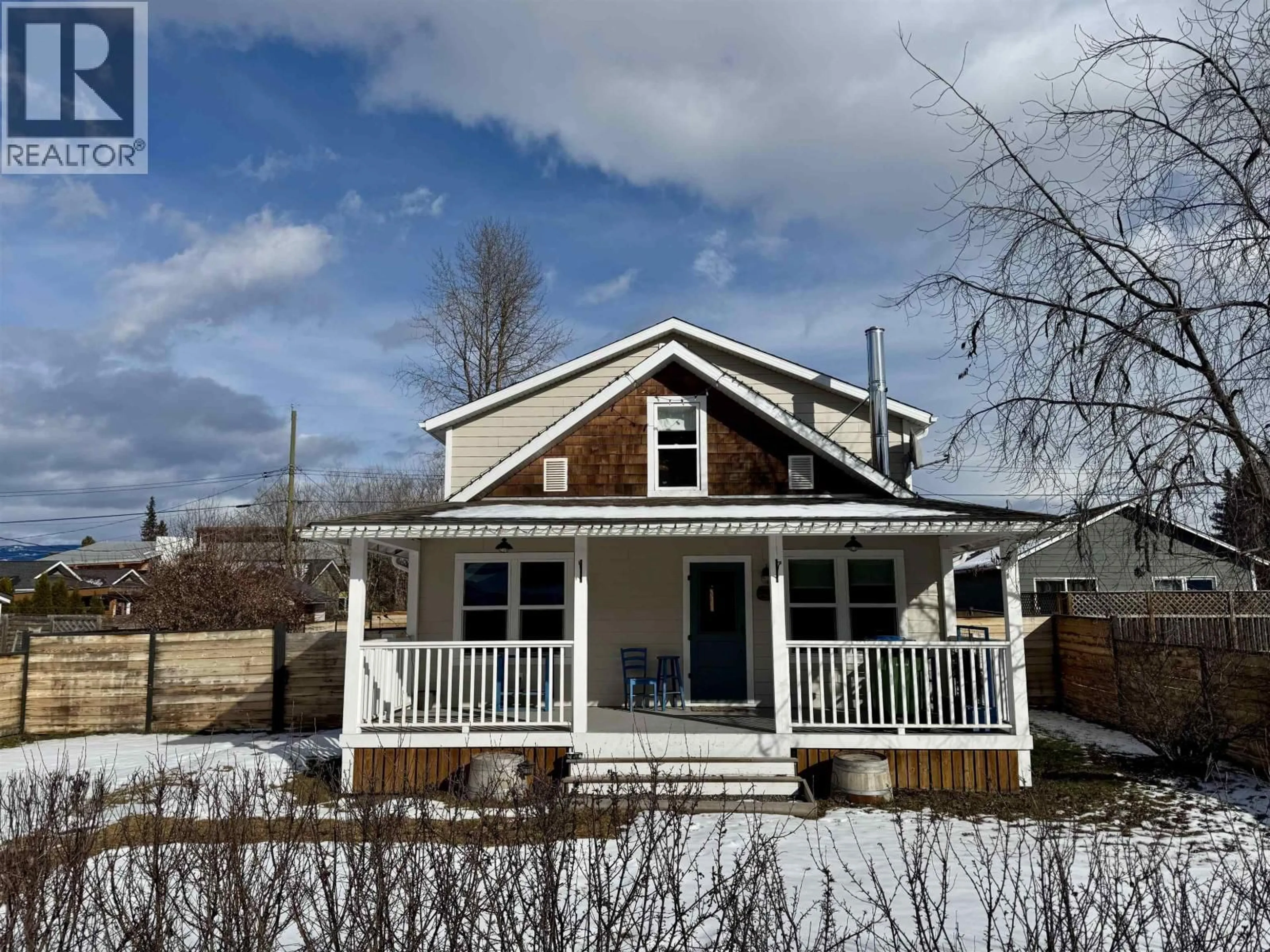 Home with vinyl exterior material, unknown for 3936 1ST AVENUE, Smithers British Columbia V0J2N0