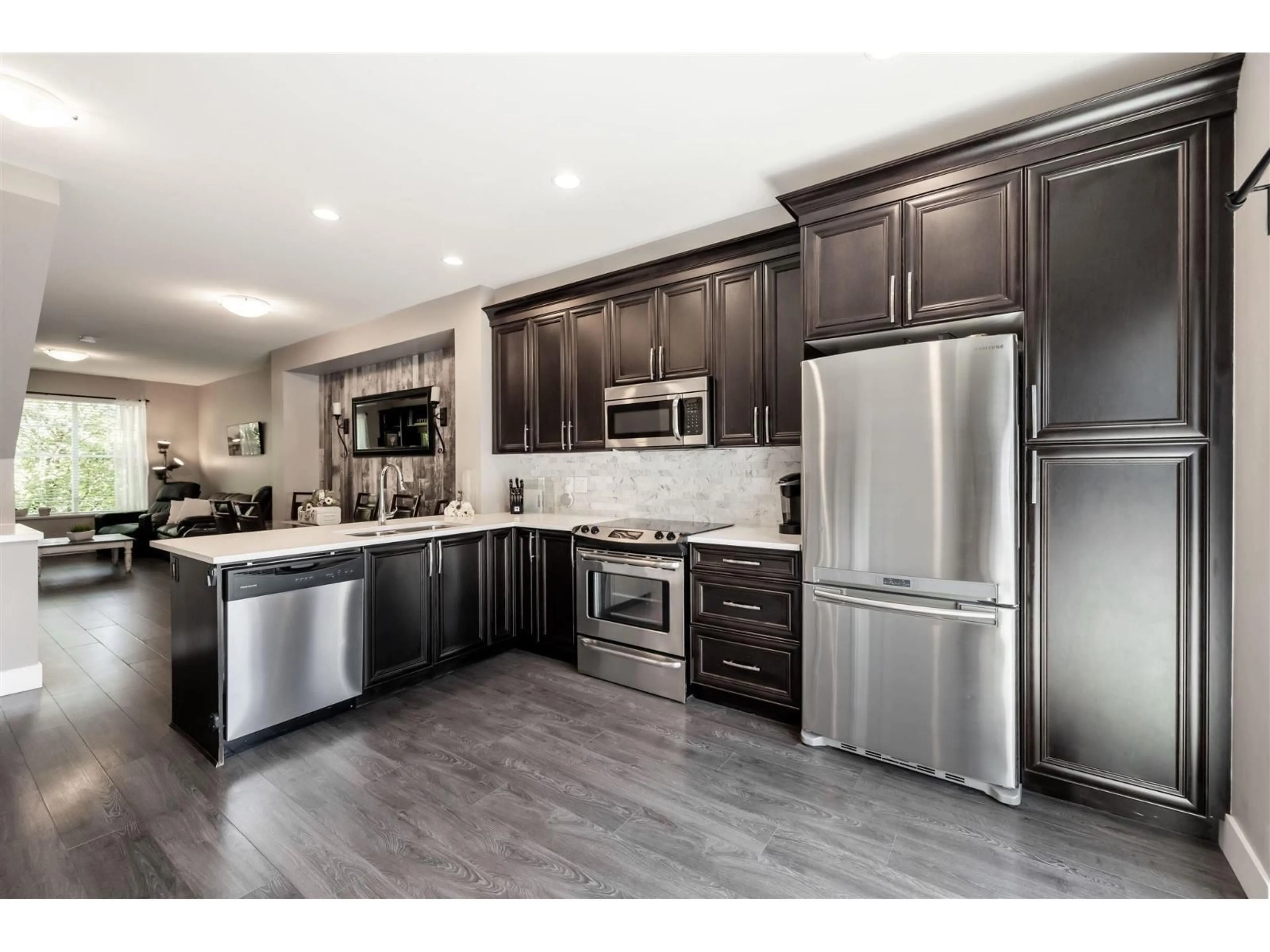 Open concept kitchen, unknown for 10 - 19180 65 AVENUE, Surrey British Columbia V4N6M5