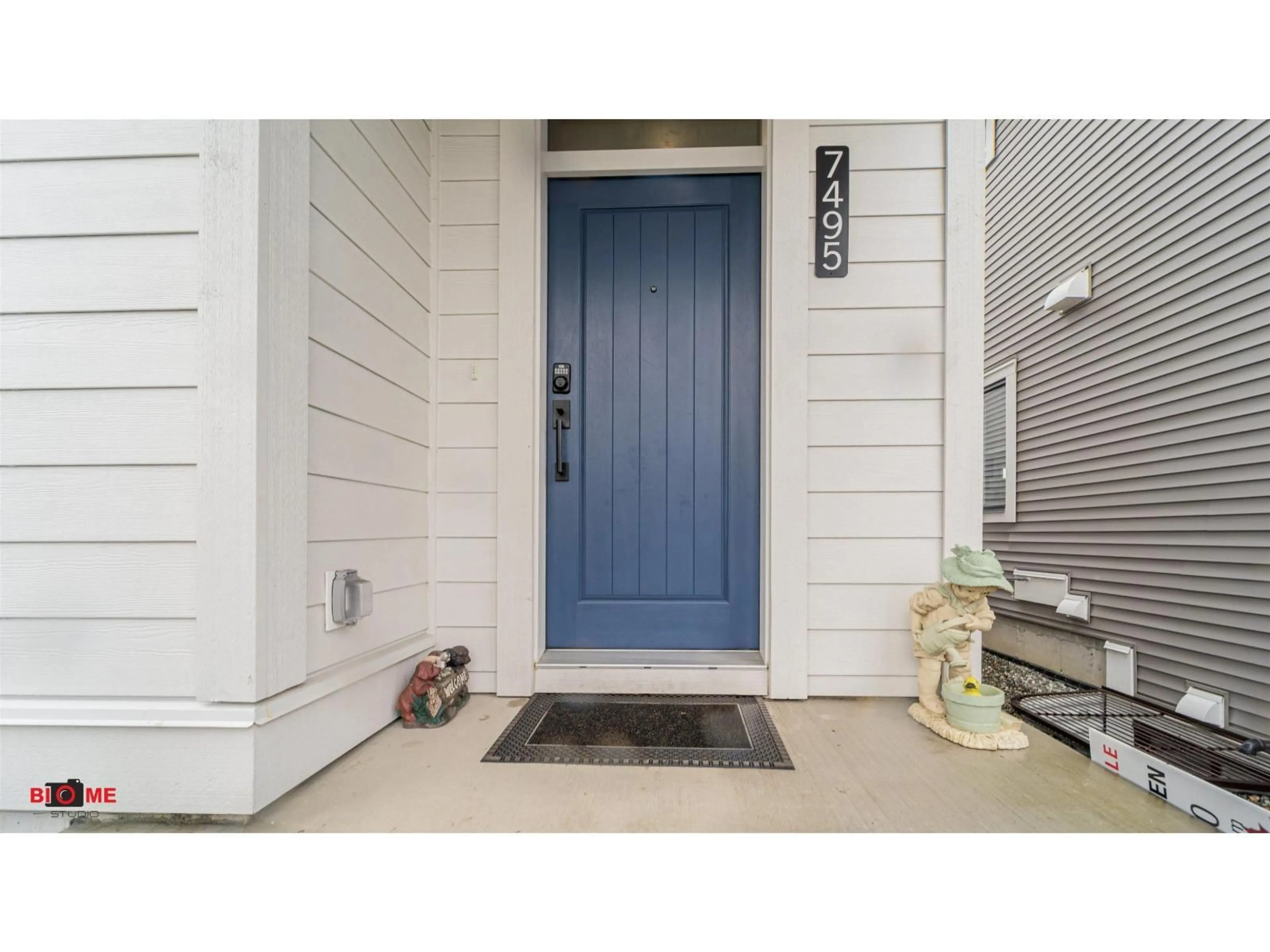 Indoor entryway for 7495 197 STREET, Langley British Columbia V2Y3T2