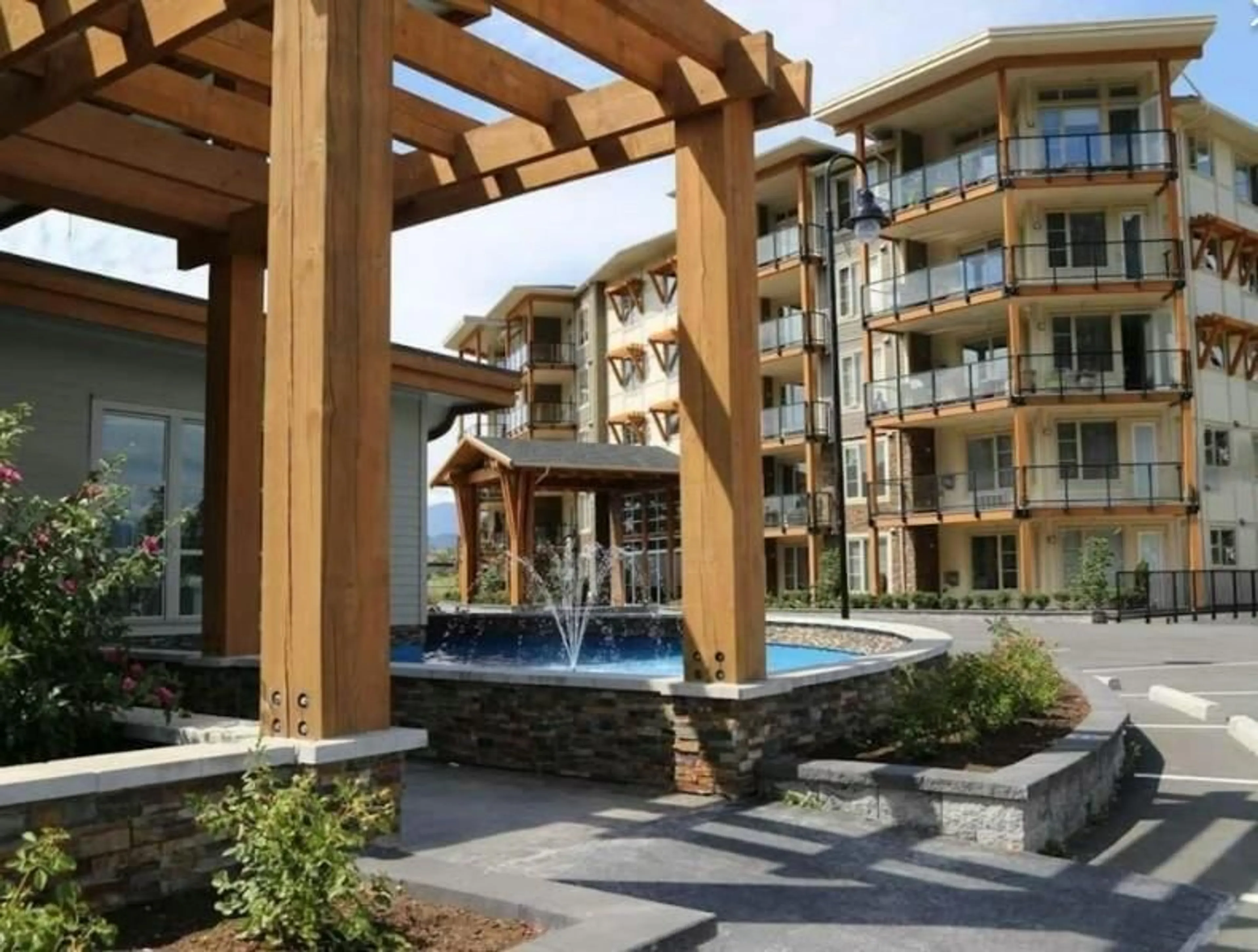 Patio, unknown for 203 - 45750 KEITH WILSON ROAD, Chilliwack British Columbia V2R0X3