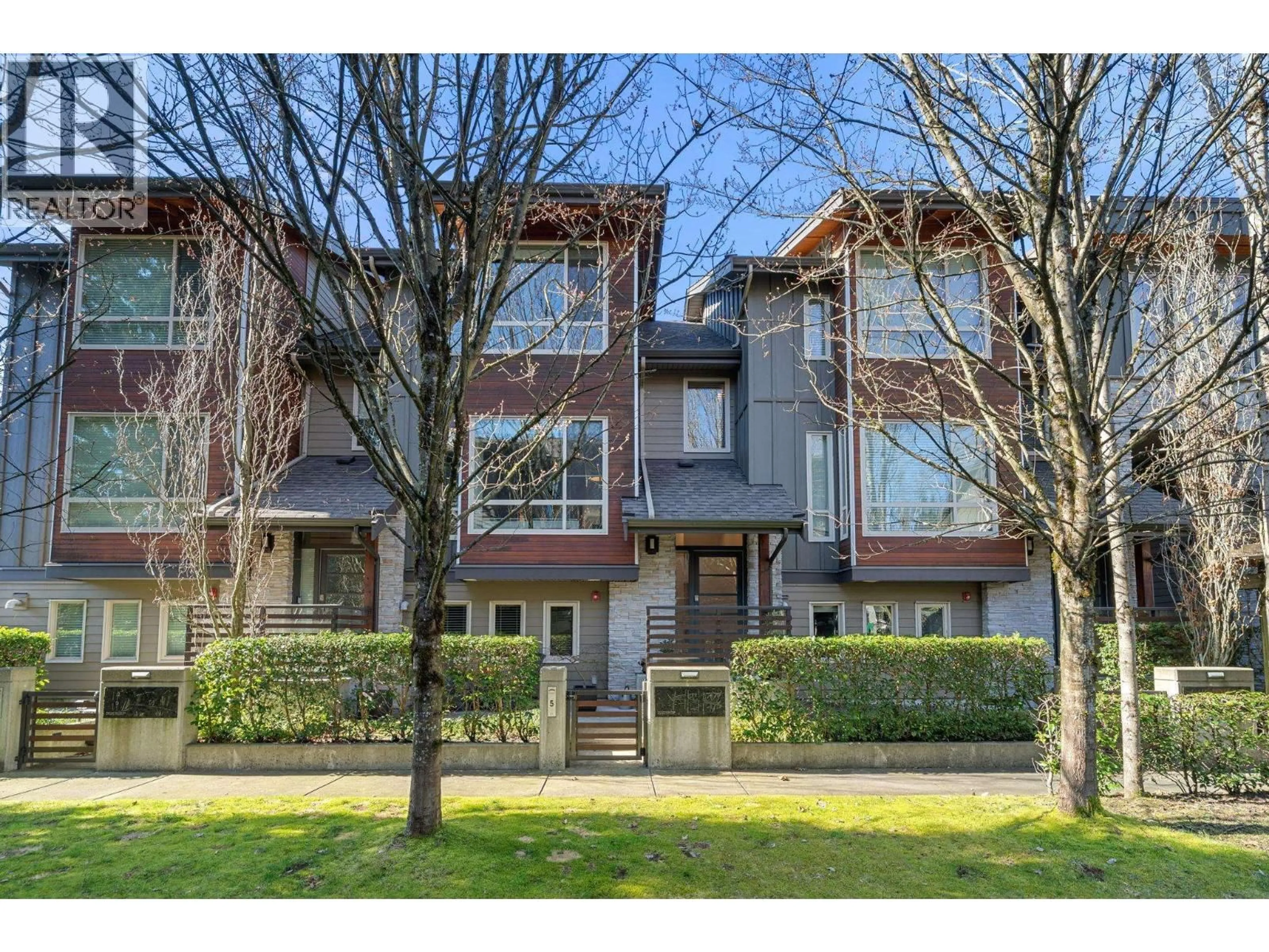 Unknown for 5 - 897 PREMIER STREET, North Vancouver British Columbia V7J2G7