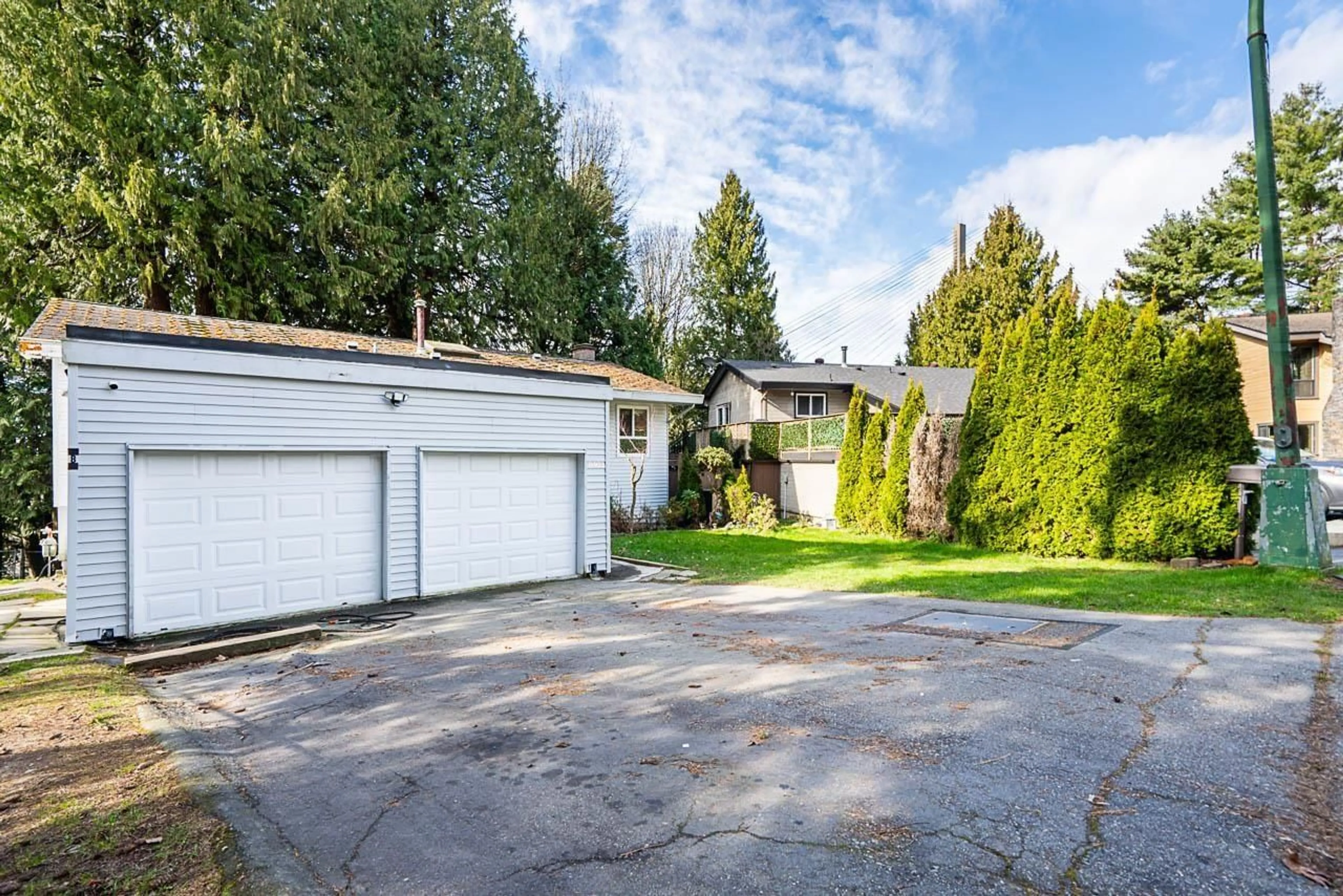 A pic from outside/outdoor area/front of a property/back of a property/a pic from drone, street for 8403 ARBOUR PLACE, Surrey British Columbia V4C7H4