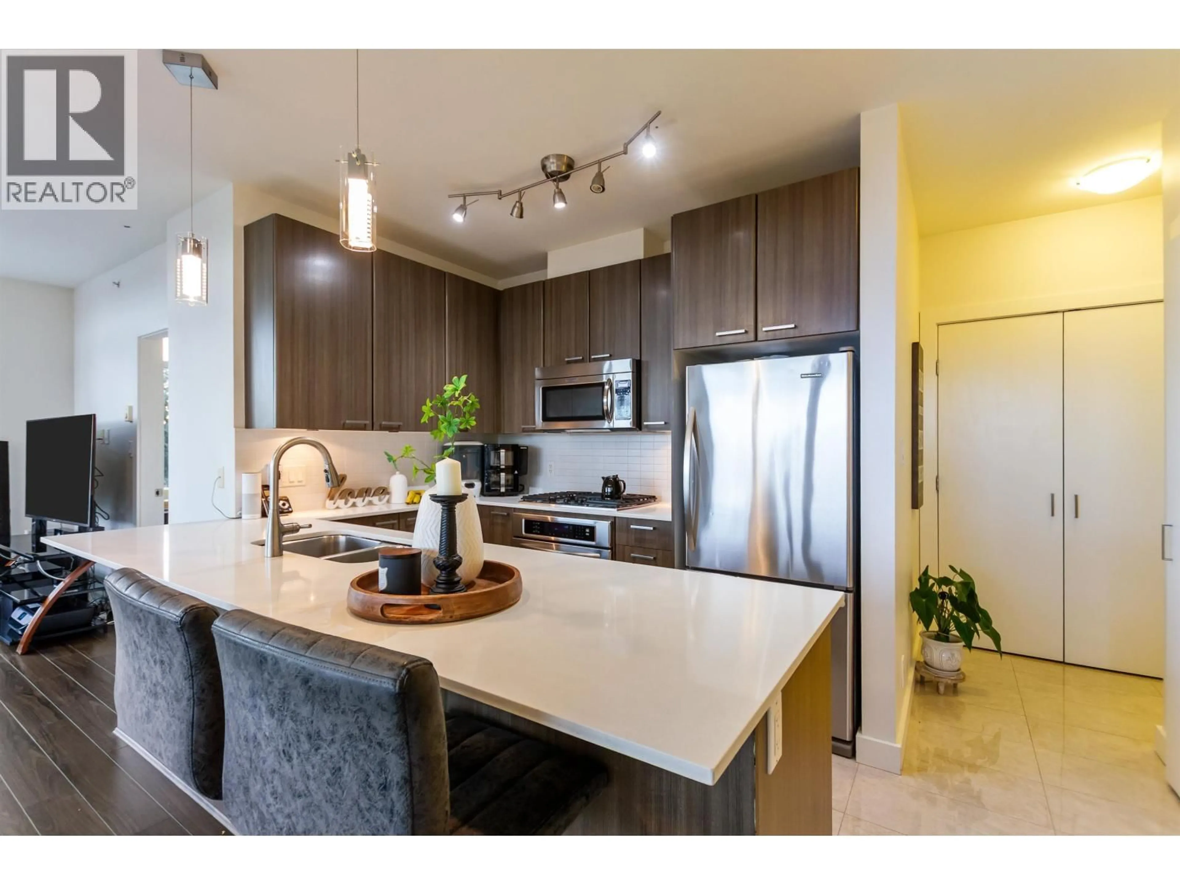 Open concept kitchen, unknown for 708 - 2789 SHAUGHNESSY STREET, Port Coquitlam British Columbia V3C0C3