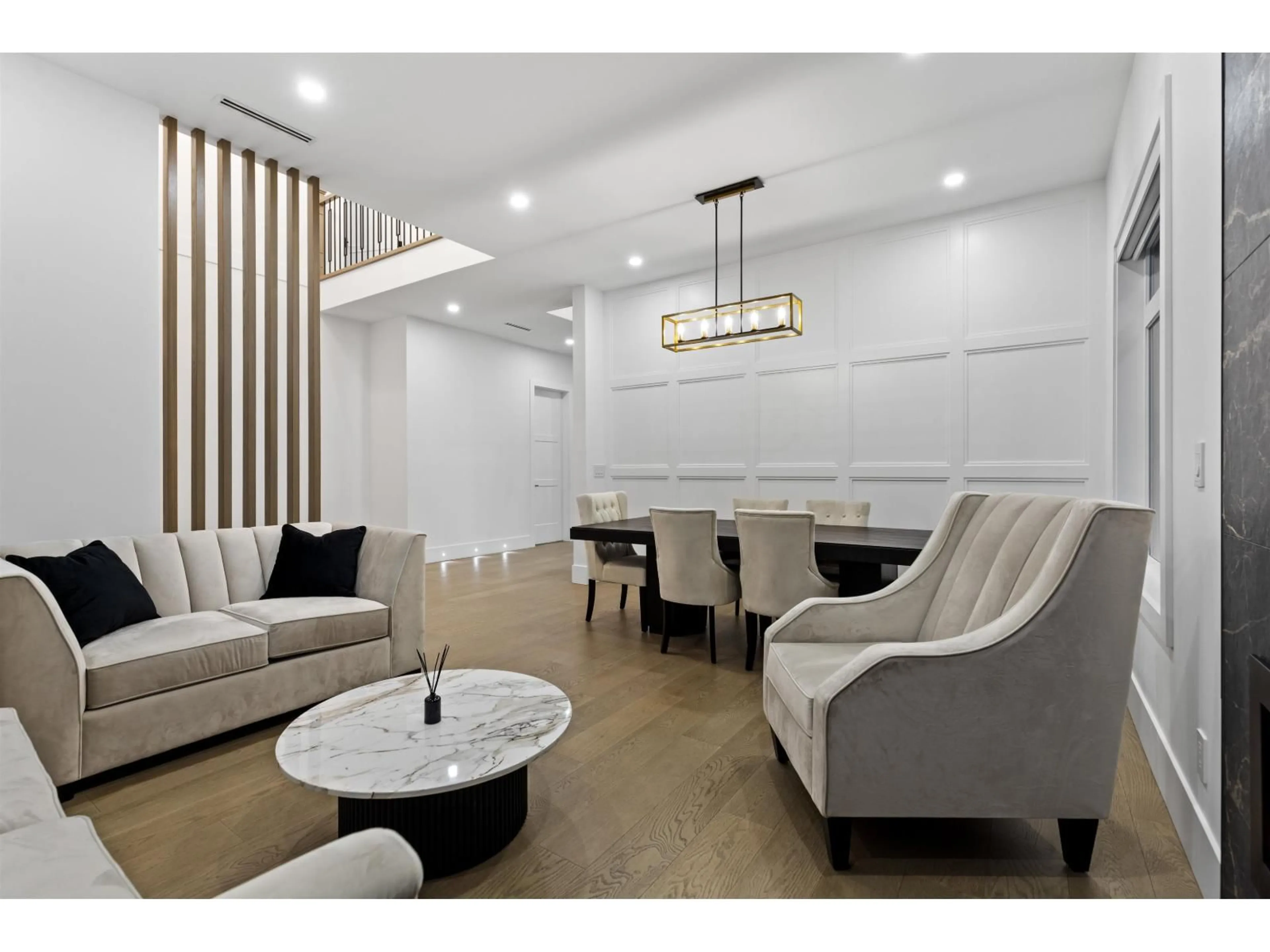 Living room with furniture, unknown for 19759 33 AVENUE, Langley British Columbia V3A0N9