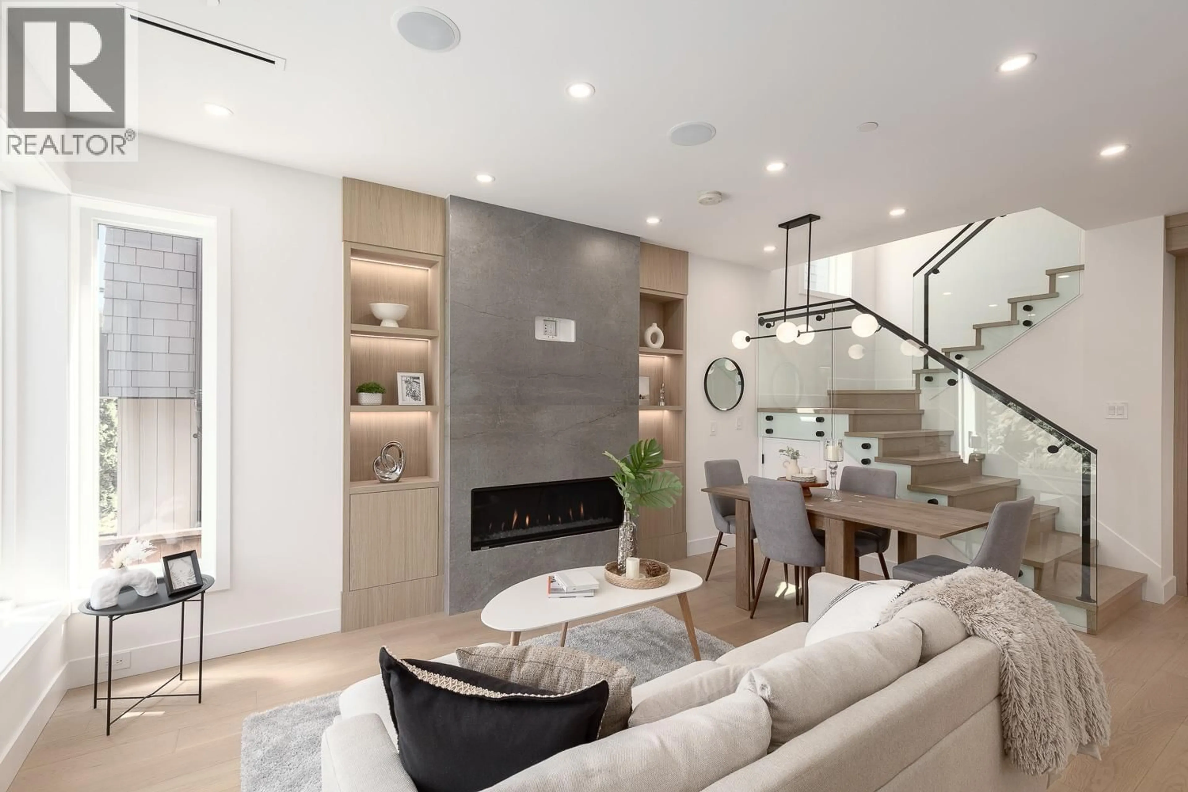 Living room with furniture, unknown for 1 - 3536 14TH AVENUE, Vancouver British Columbia V6R2W4