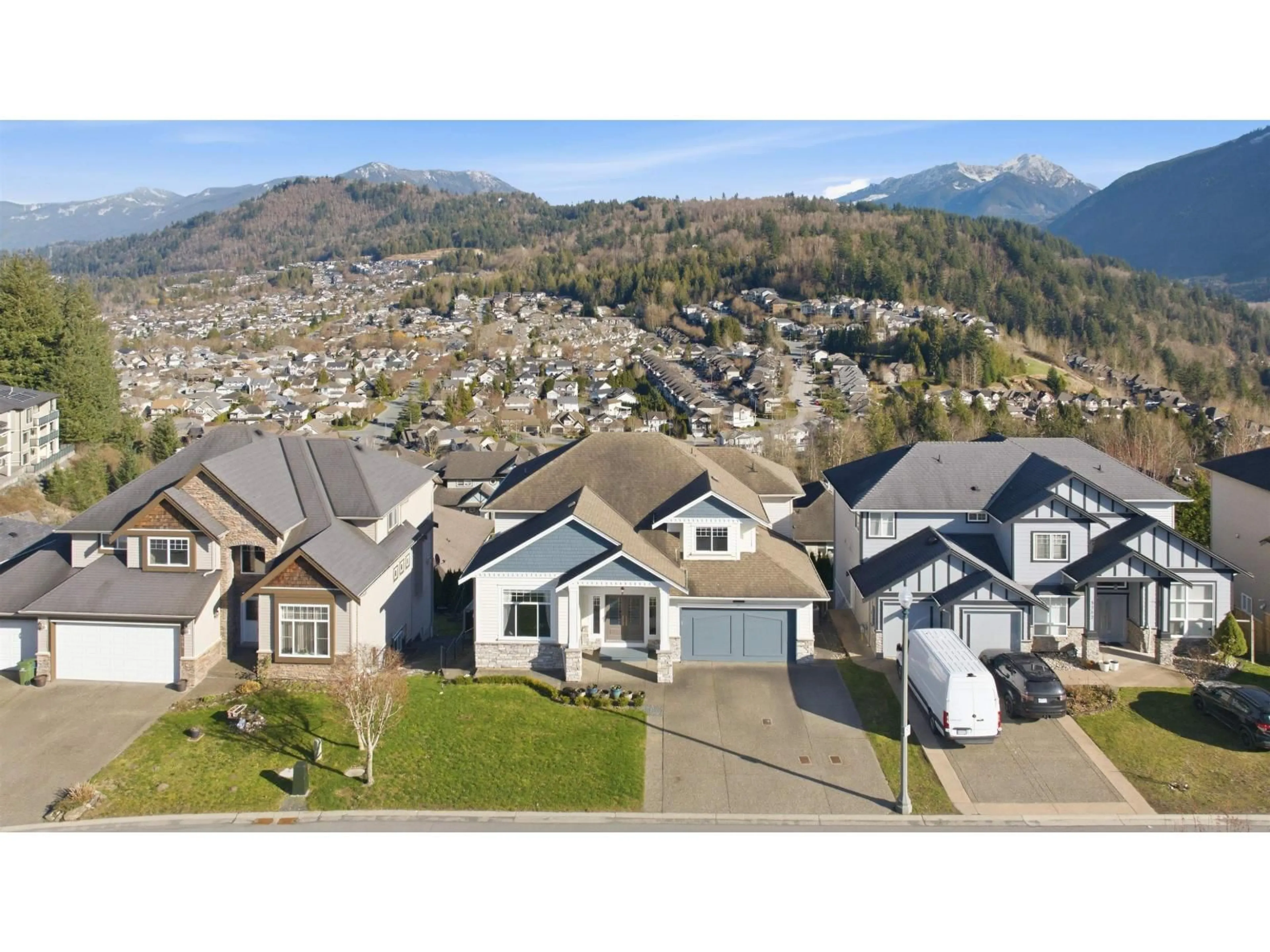 A pic from outside/outdoor area/front of a property/back of a property/a pic from drone, mountain view for 5238 CRIMSON RIDGE, Chilliwack British Columbia V2R0B4