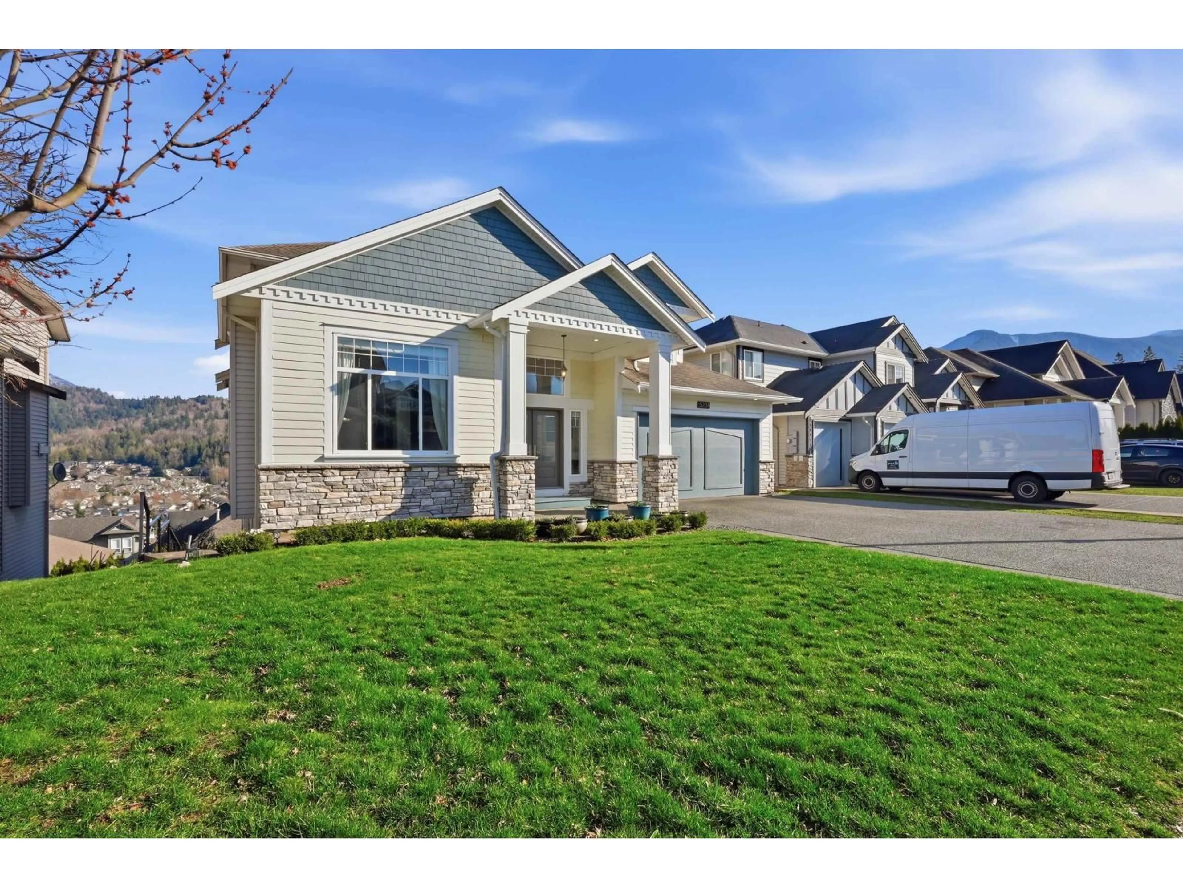 Home with vinyl exterior material, unknown for 5238 CRIMSON RIDGE, Chilliwack British Columbia V2R0B4