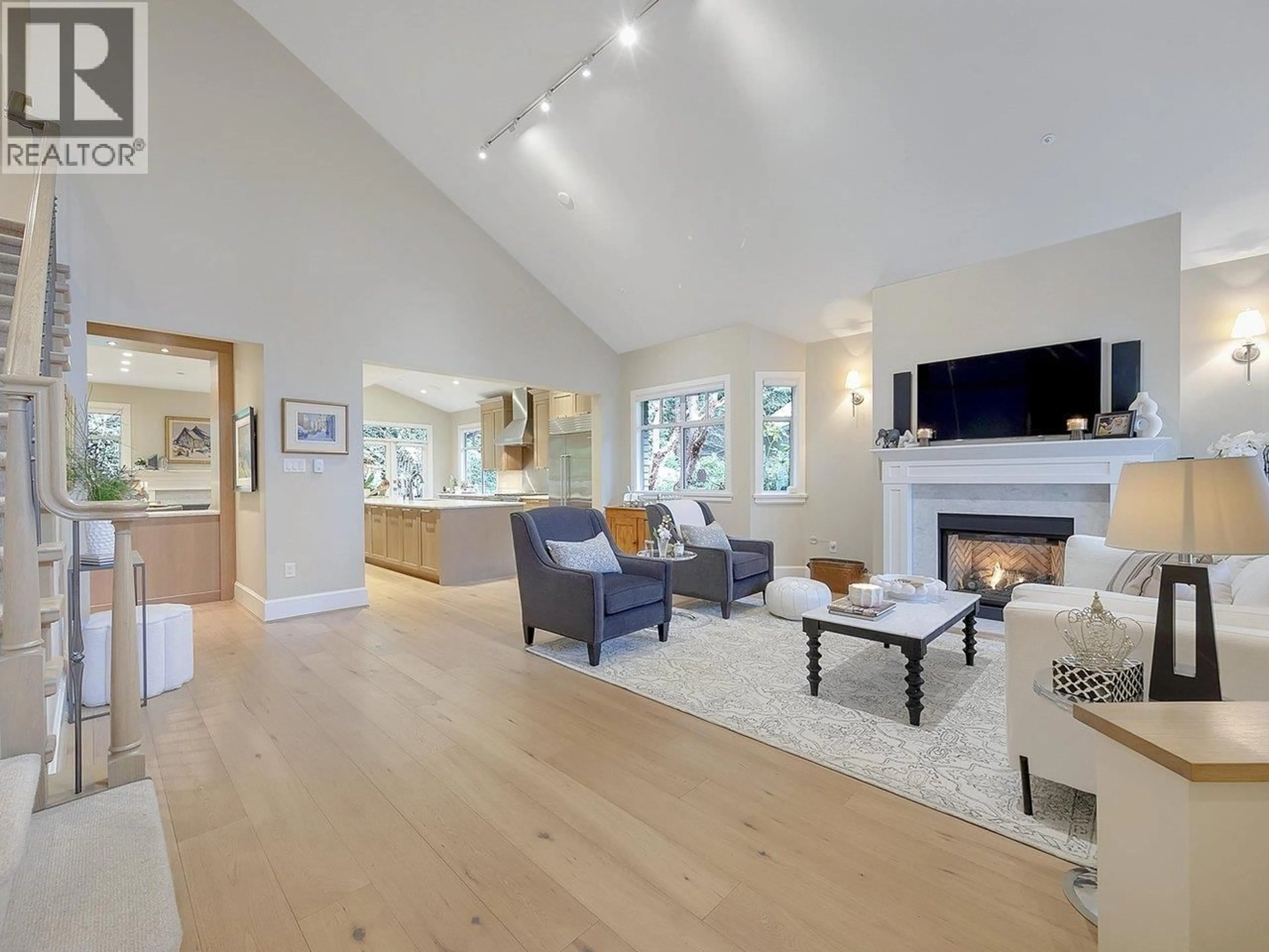 Living room with furniture, unknown for 28 - 5650 HAMPTON PLACE, Vancouver British Columbia V6T2G5