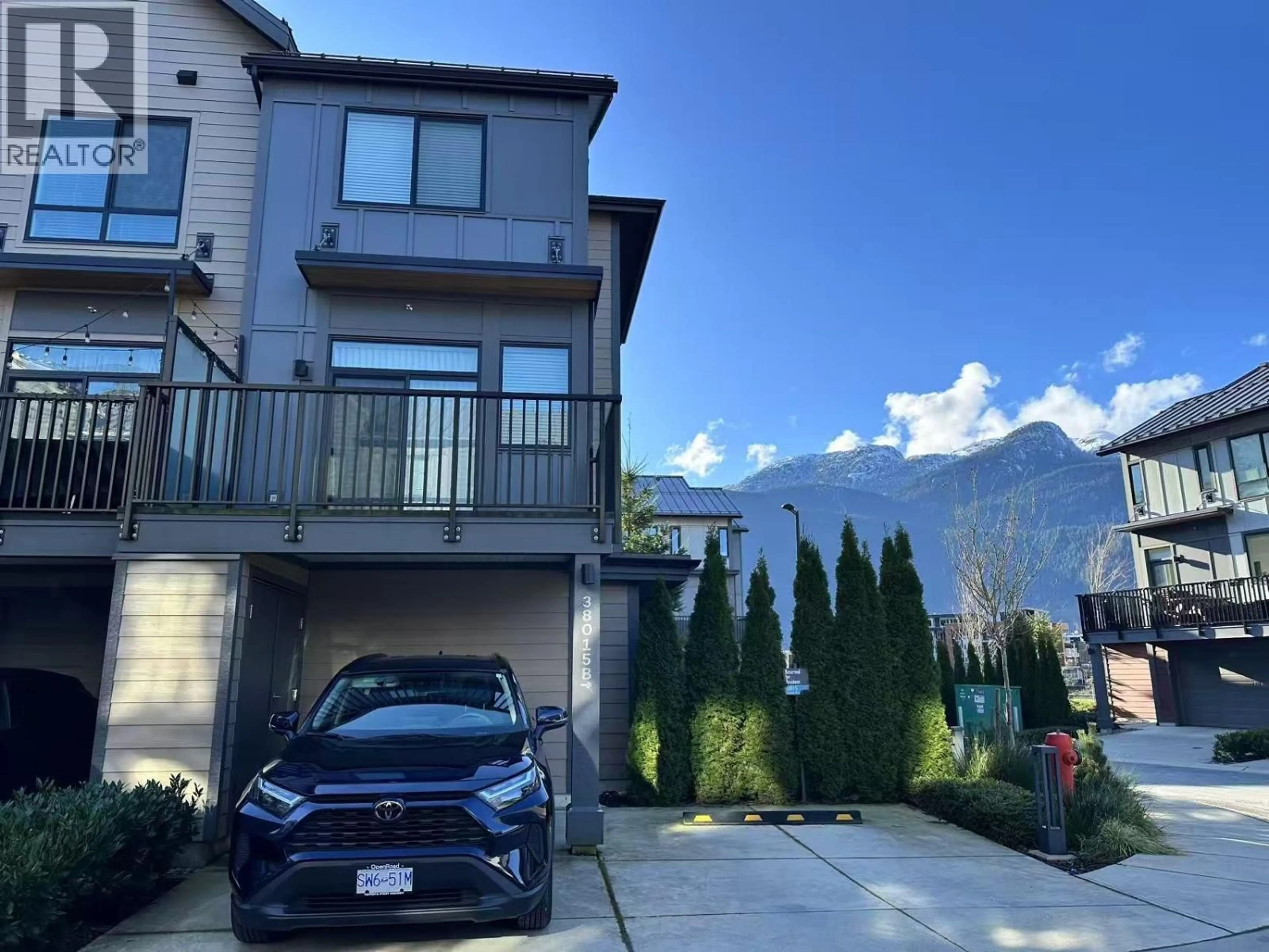 A pic from outside/outdoor area/front of a property/back of a property/a pic from drone, mountain view for 38015 FAIRWATER PLACE, Squamish British Columbia V8B2A1