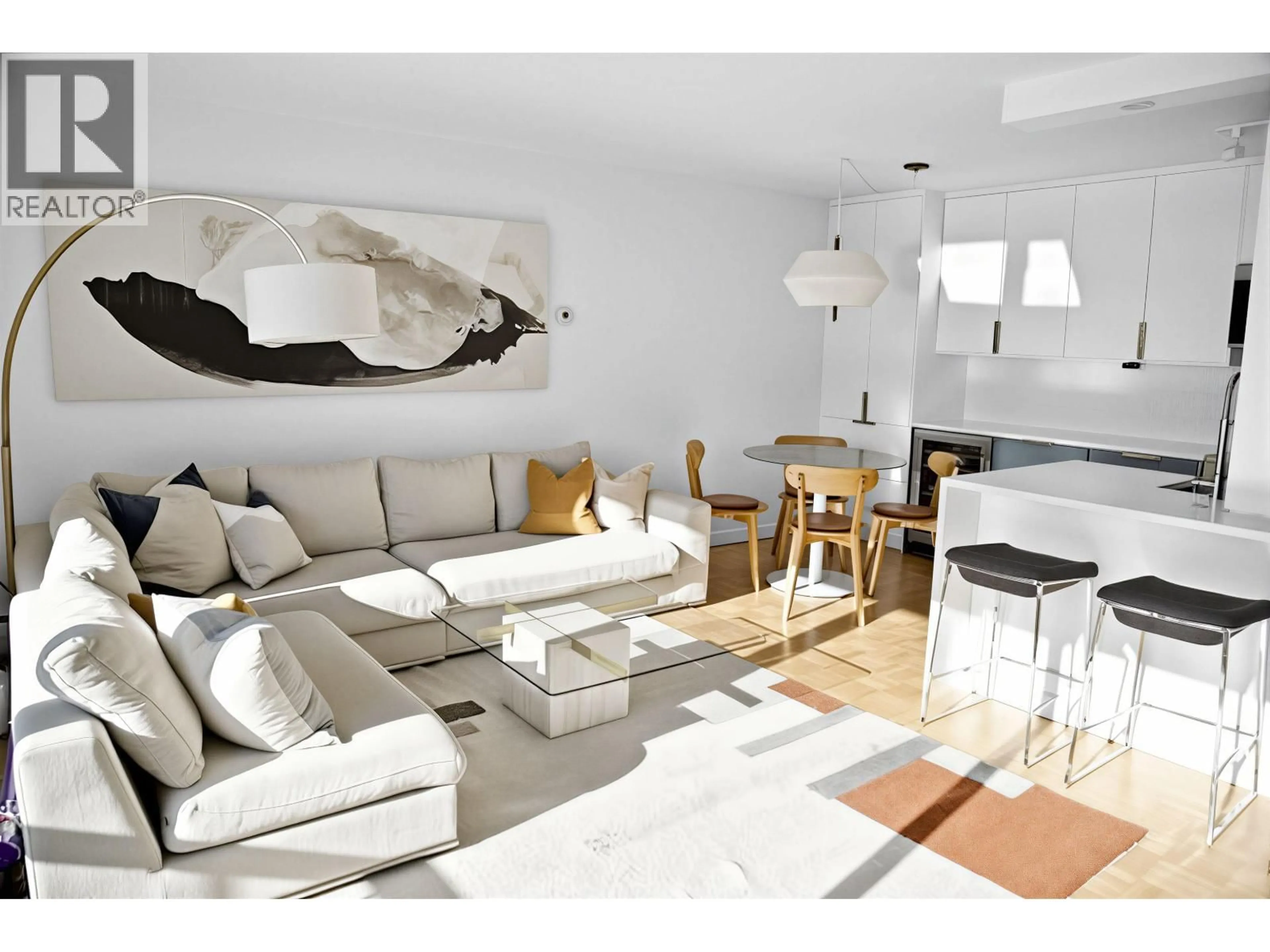 Living room with furniture, unknown for 907 - 1330 HARWOOD STREET, Vancouver British Columbia V6E1S8