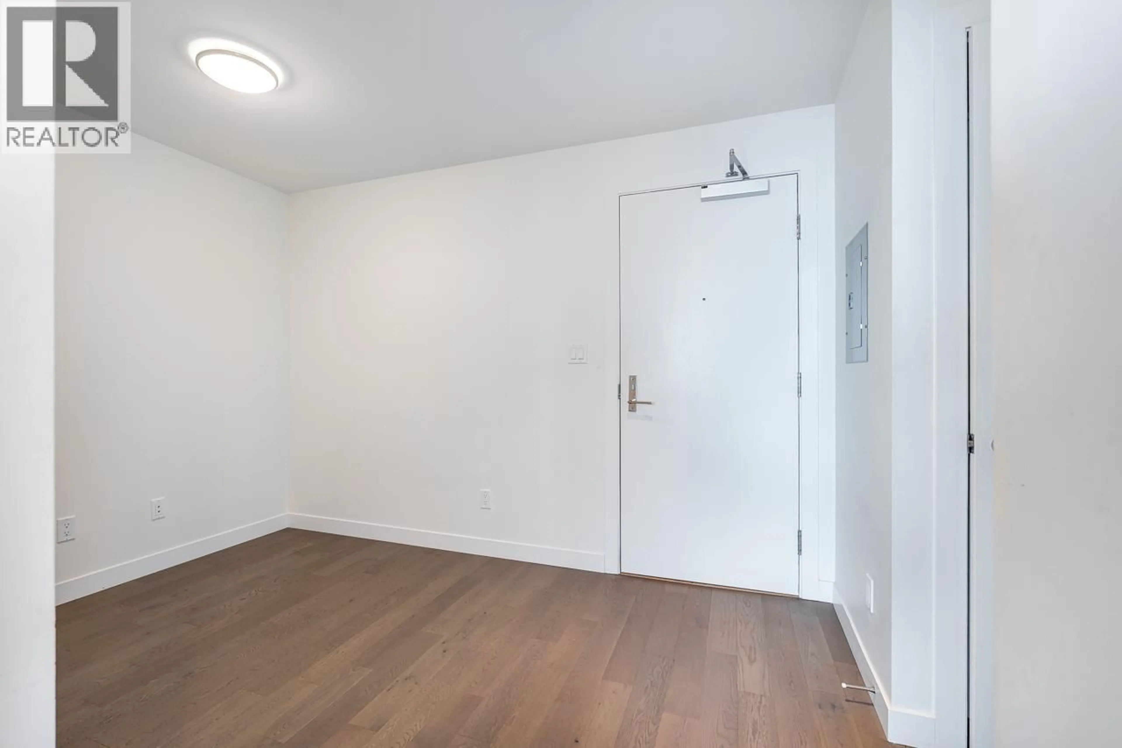 Unknown for 1006 - 9060 UNIVERSITY CRESCENT, Burnaby British Columbia V5A0E1