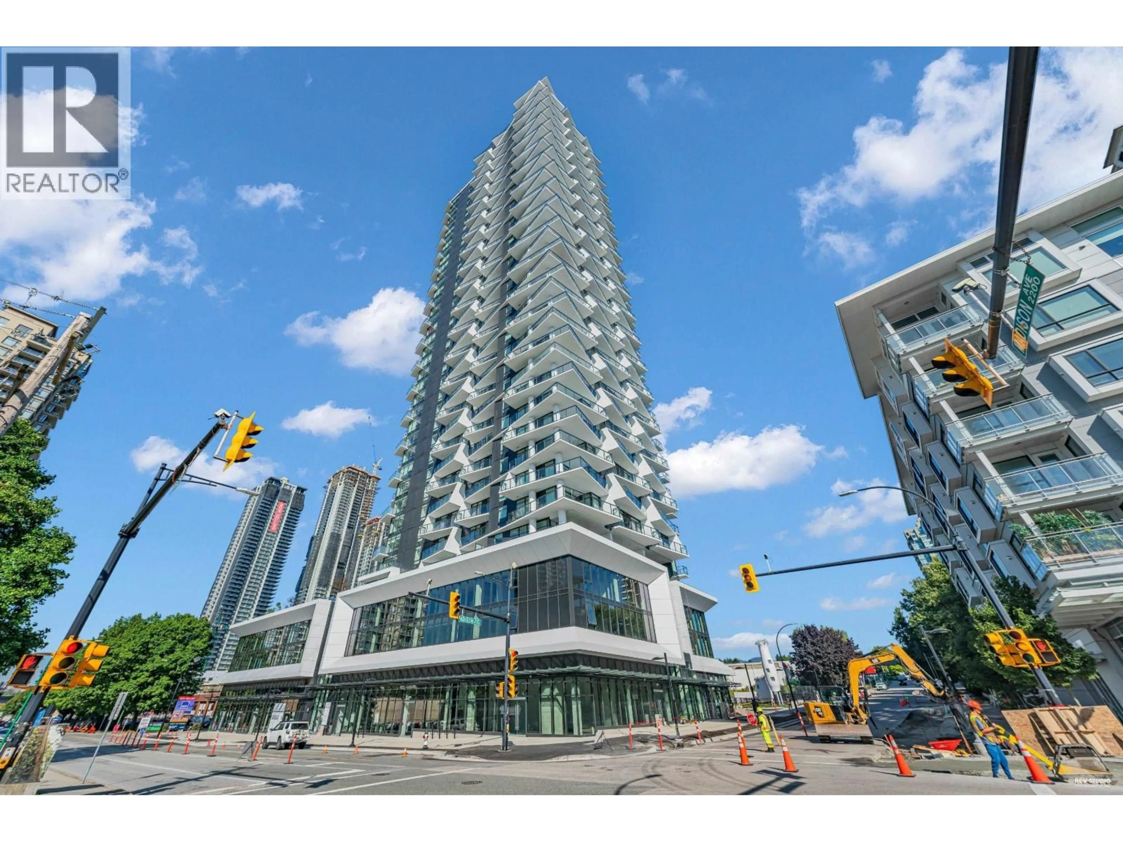 Indoor foyer for 1607 - 2181 MADISON AVENUE, Burnaby British Columbia V5C0N4