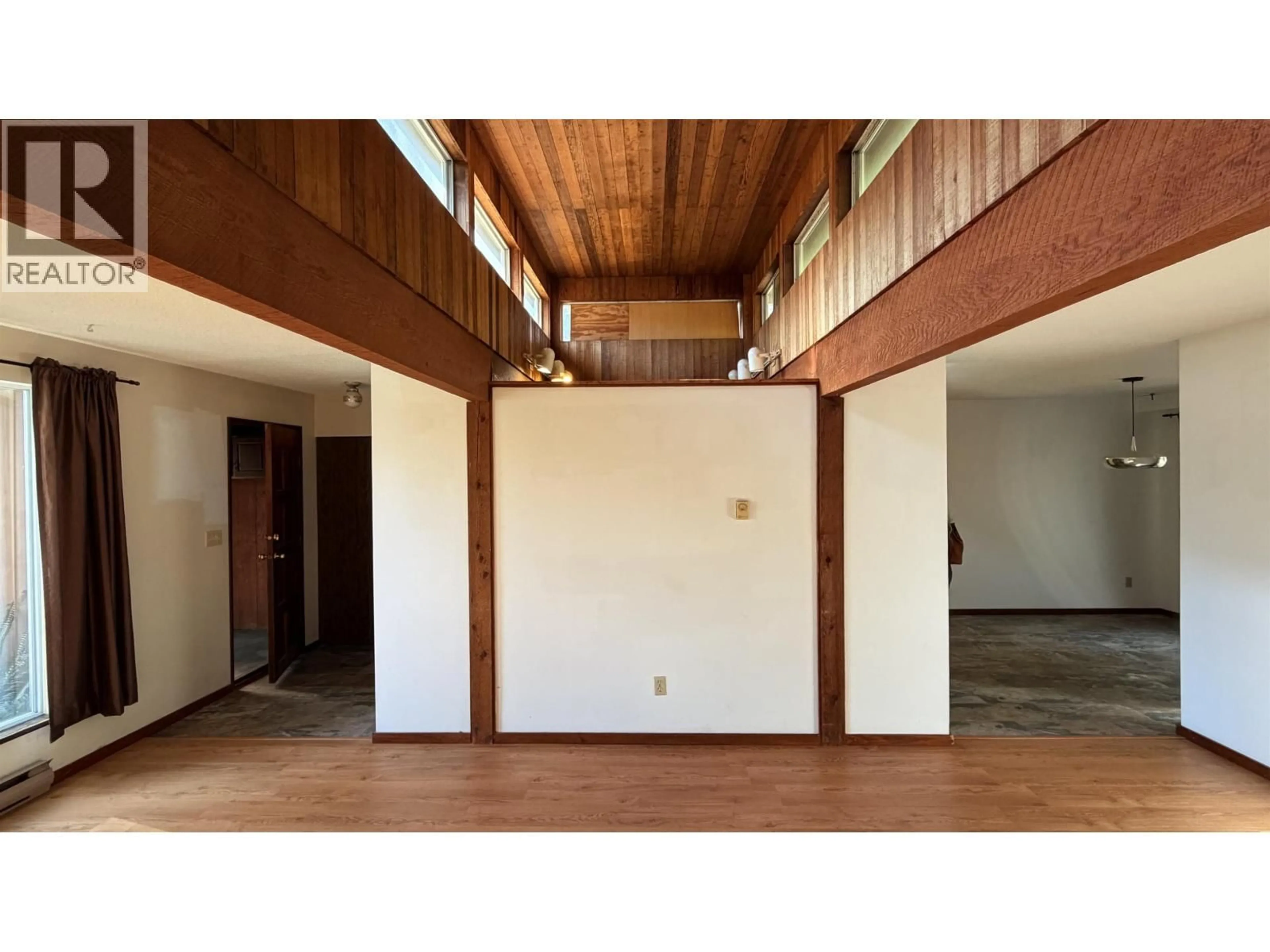 Unknown for 1112 SUNNYSIDE ROAD, Gibsons British Columbia V0N1V3