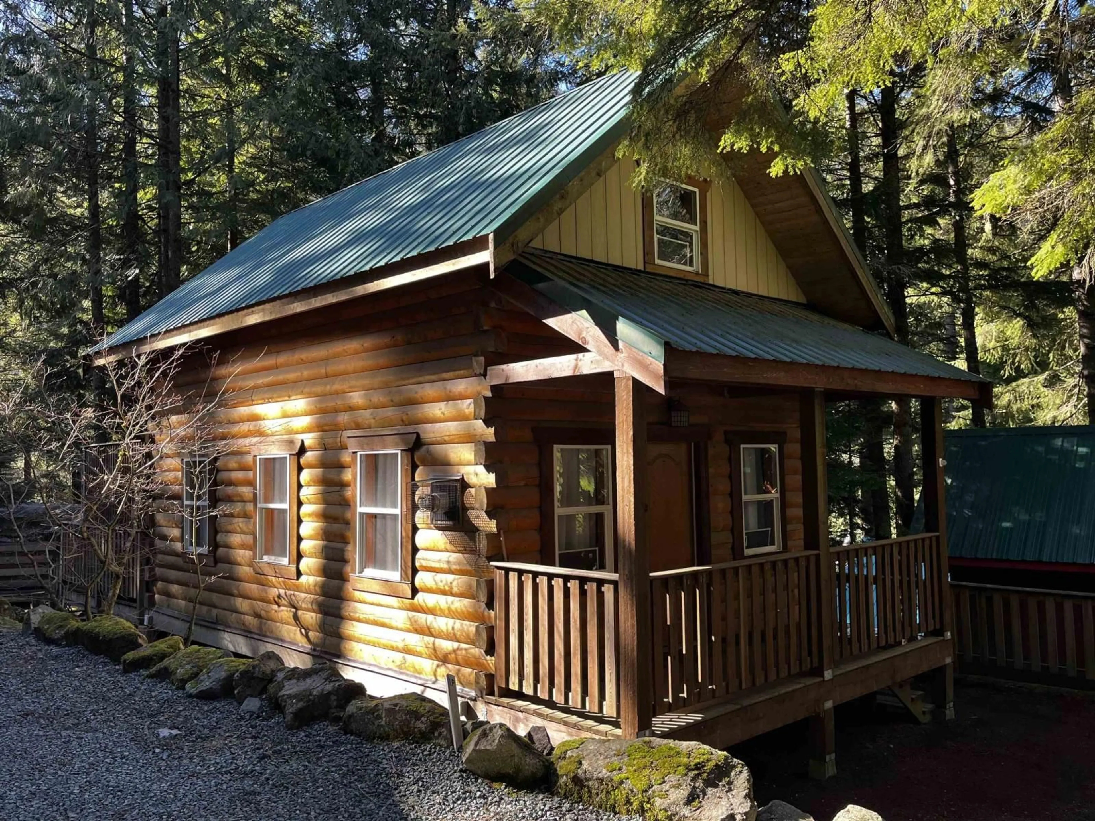 Home with vinyl exterior material, building for H103 STRAWBERRY LANE, Sunshine Valley British Columbia V0X1L5