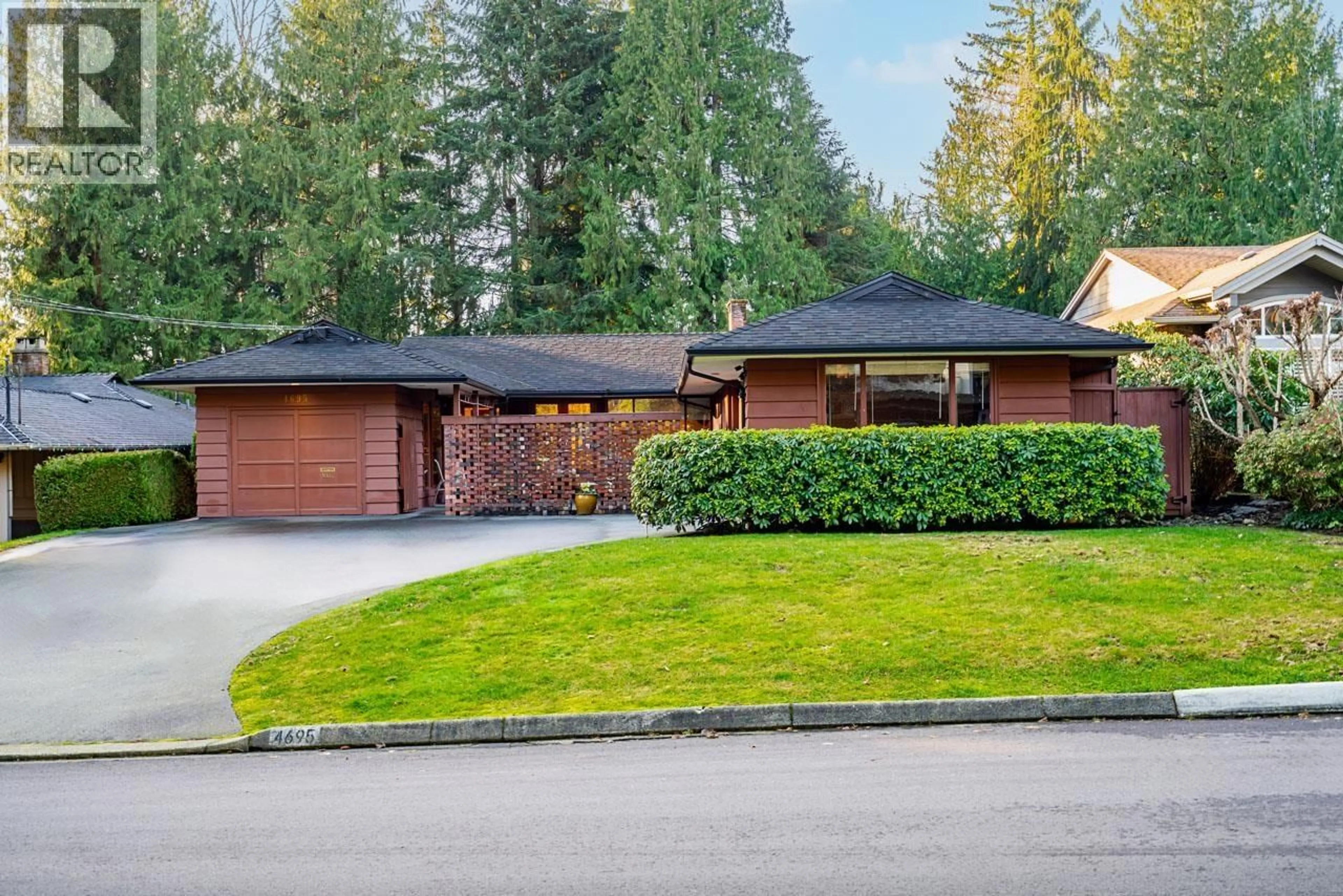 Unknown for 4695 MAPLERIDGE DRIVE, North Vancouver British Columbia V7R3T6