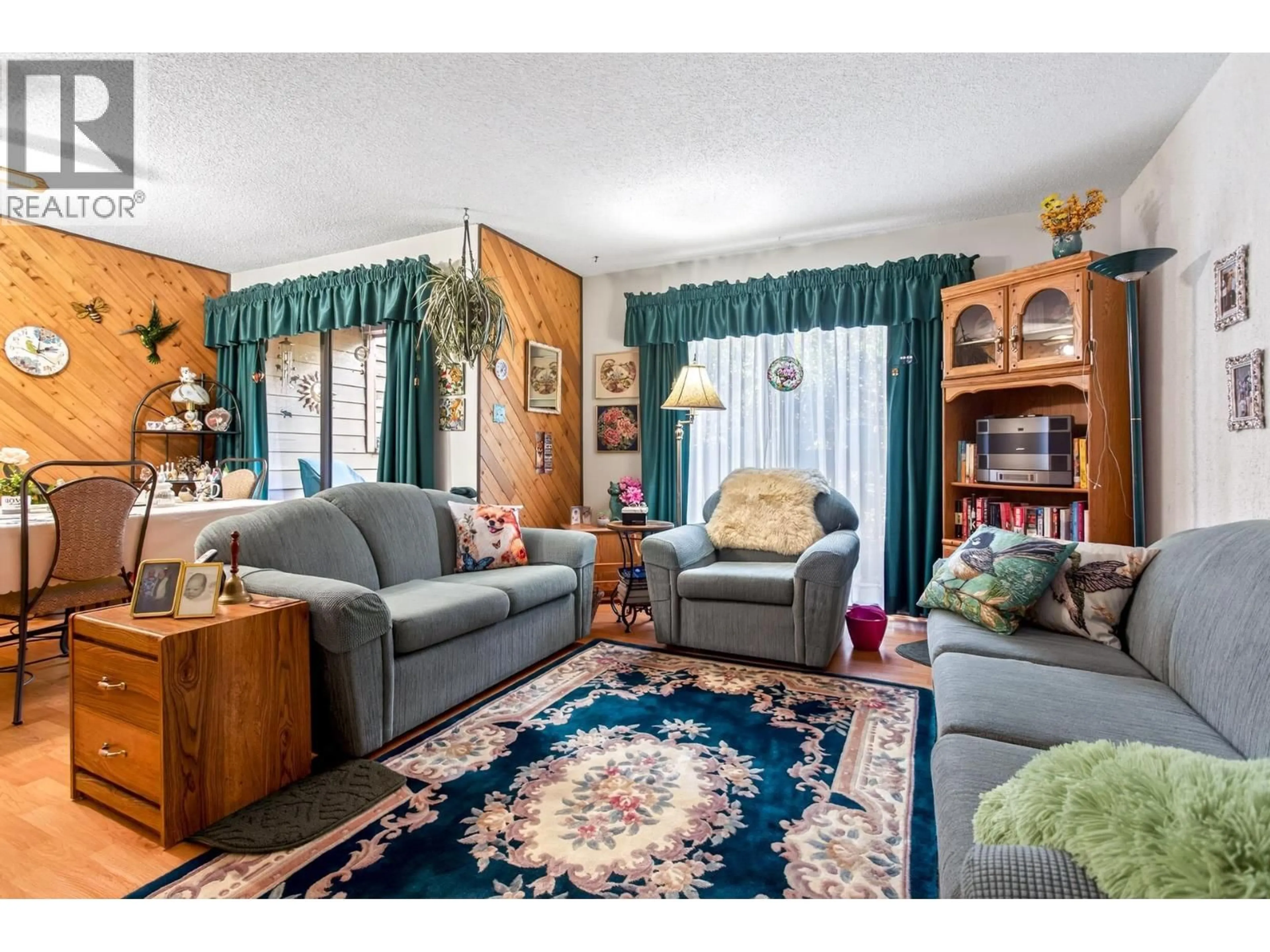 Living room with furniture, unknown for 504 CARDIFF WAY, Port Moody British Columbia V3H3T3