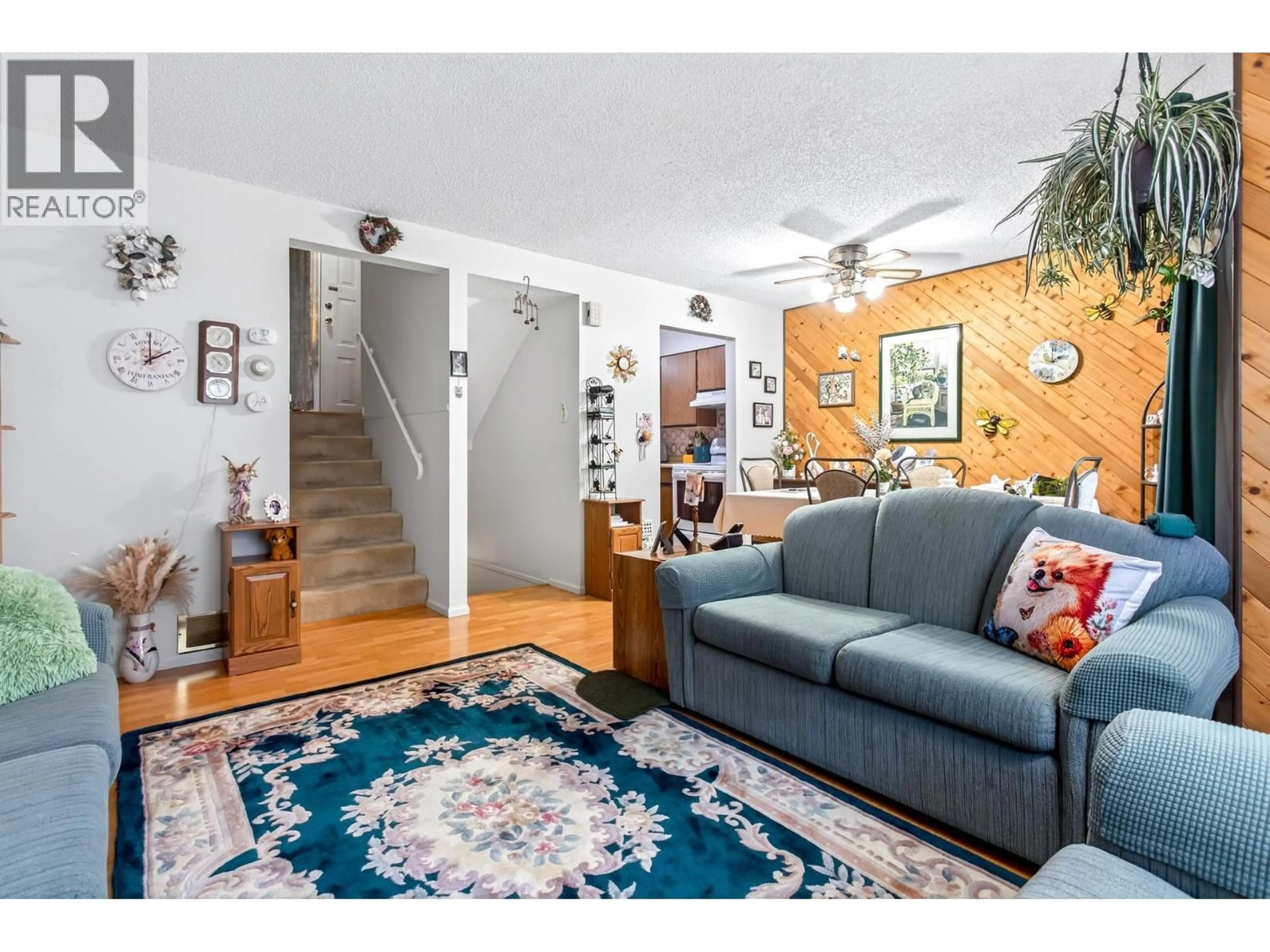 Living room with furniture, unknown for 504 CARDIFF WAY, Port Moody British Columbia V3H3T3