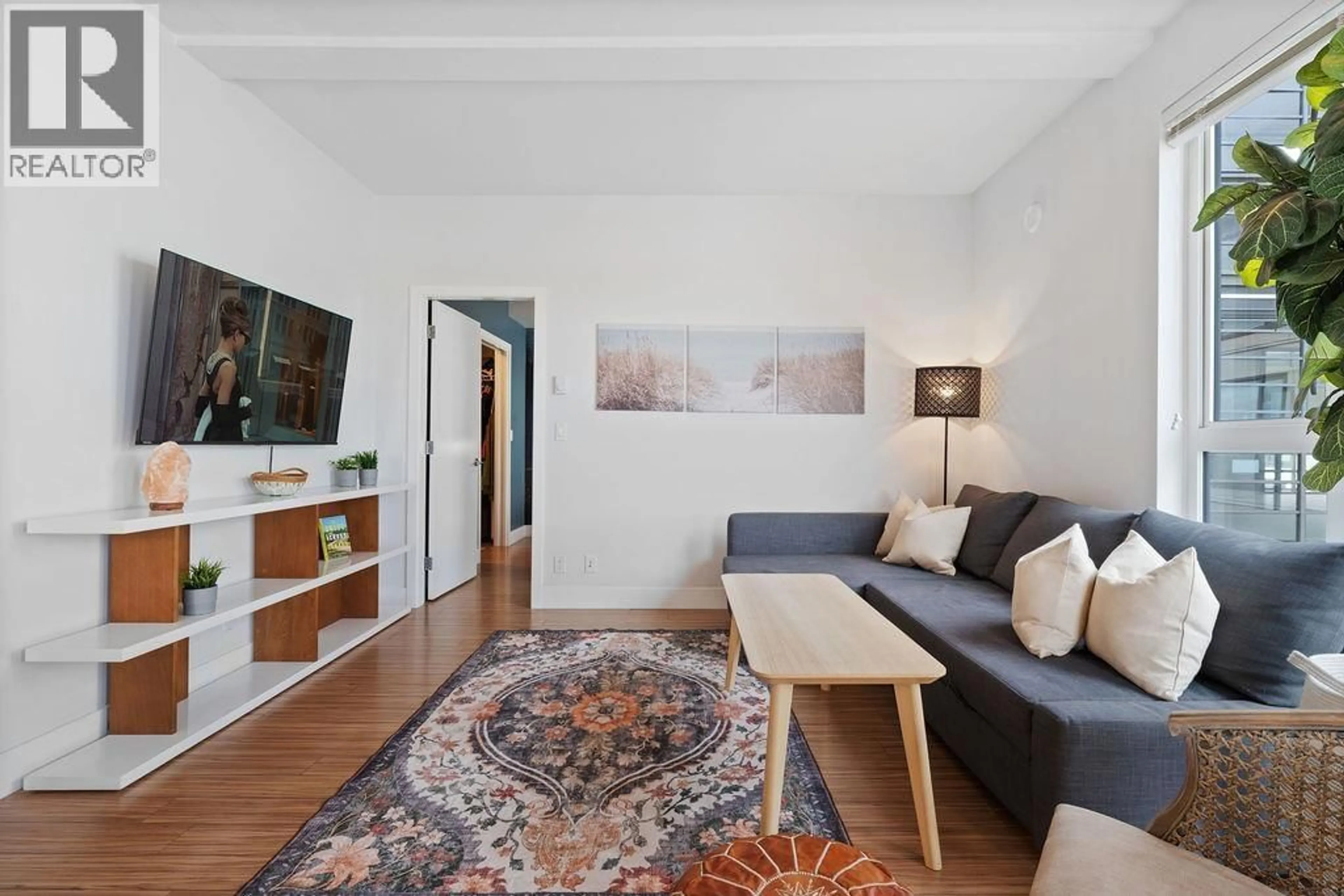 Living room with furniture, unknown for 312 - 5355 LANE STREET, Burnaby British Columbia V5H0H1