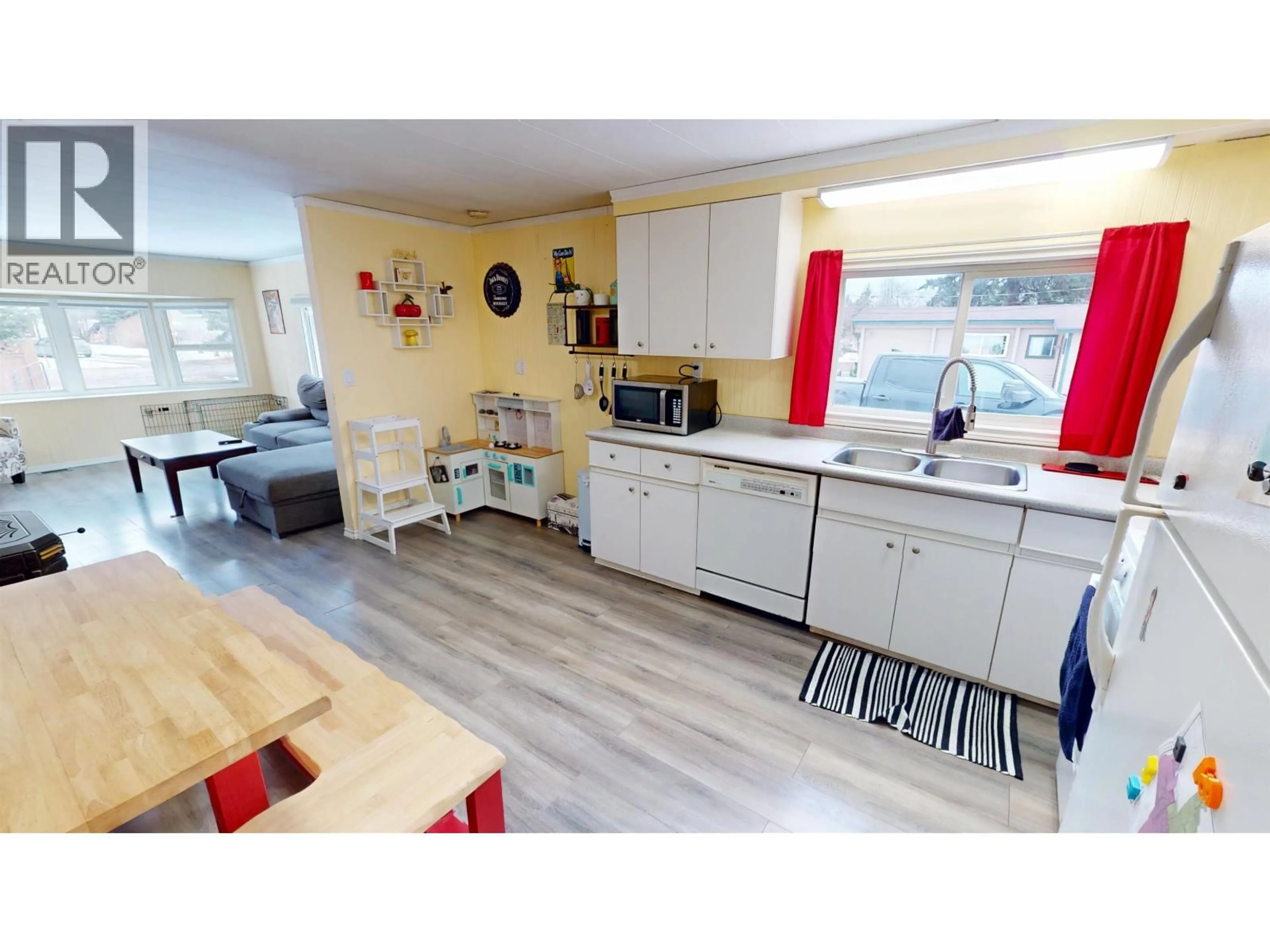 Unknown for 1358 BASS ROAD, Quesnel British Columbia V2J3W5